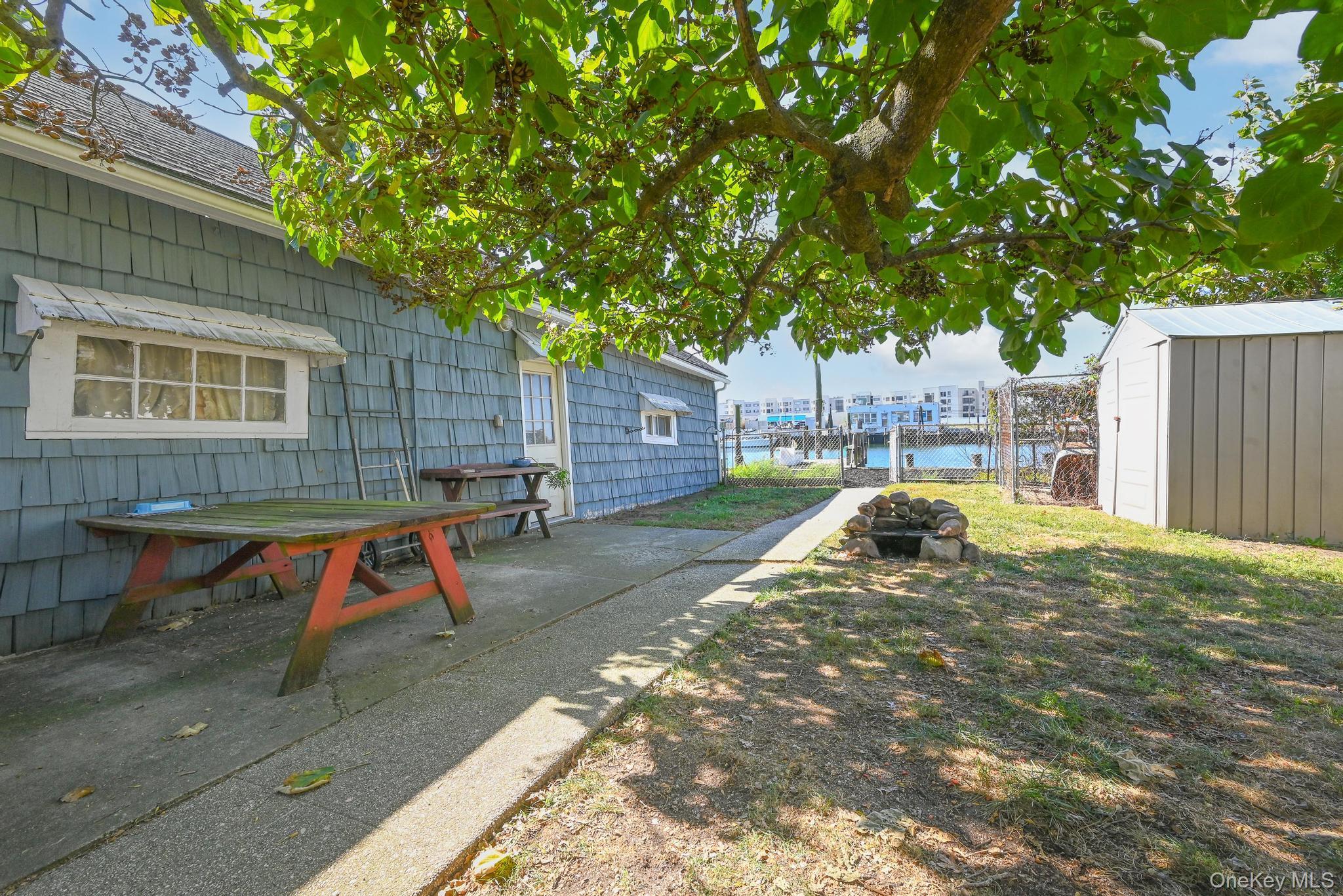 #5 photo, 870 Guy Lombardo Avenue, Freeport , NY 11520