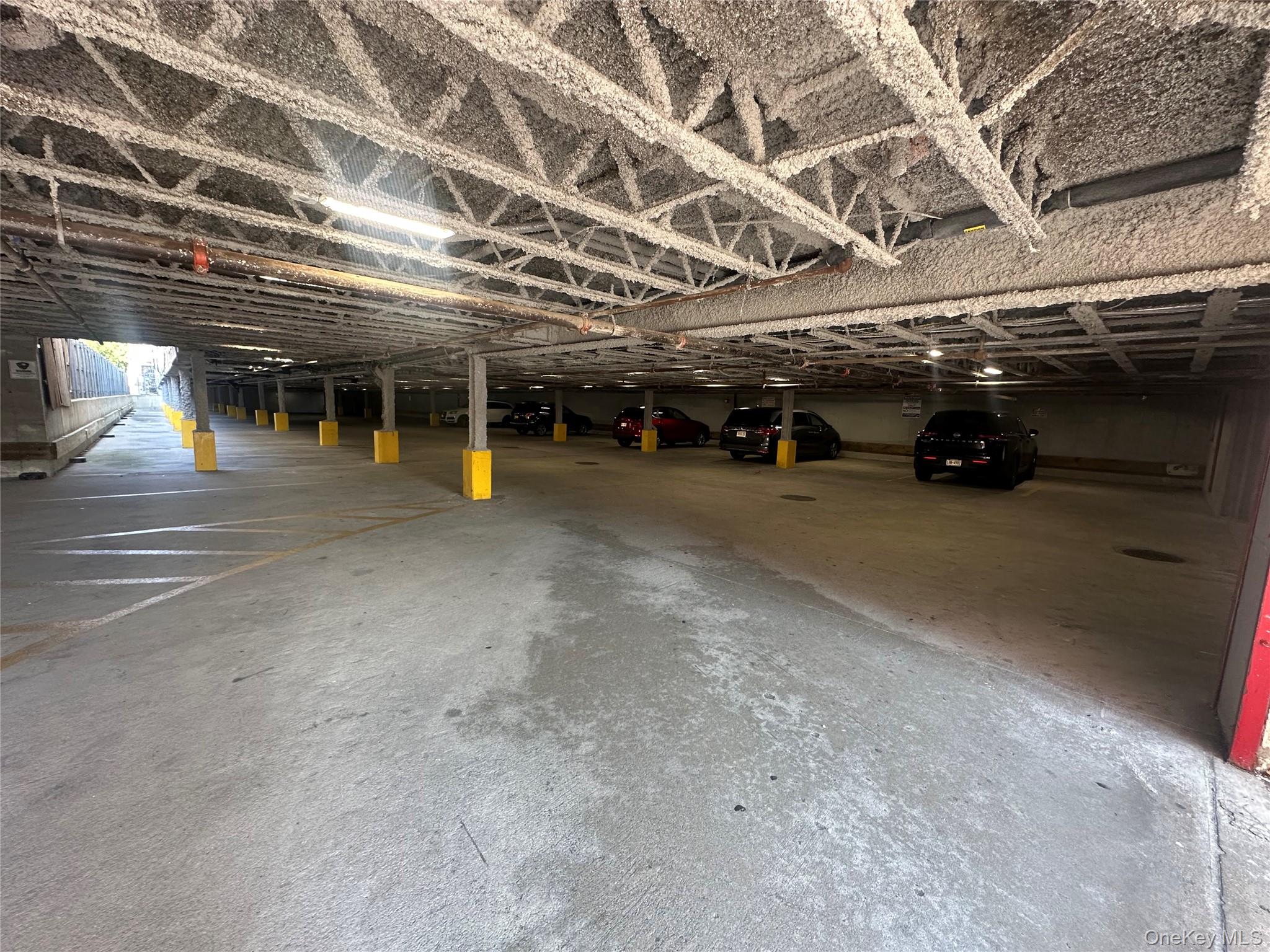 #5 photo, 111 Broadway, Lynbrook , NY 11563