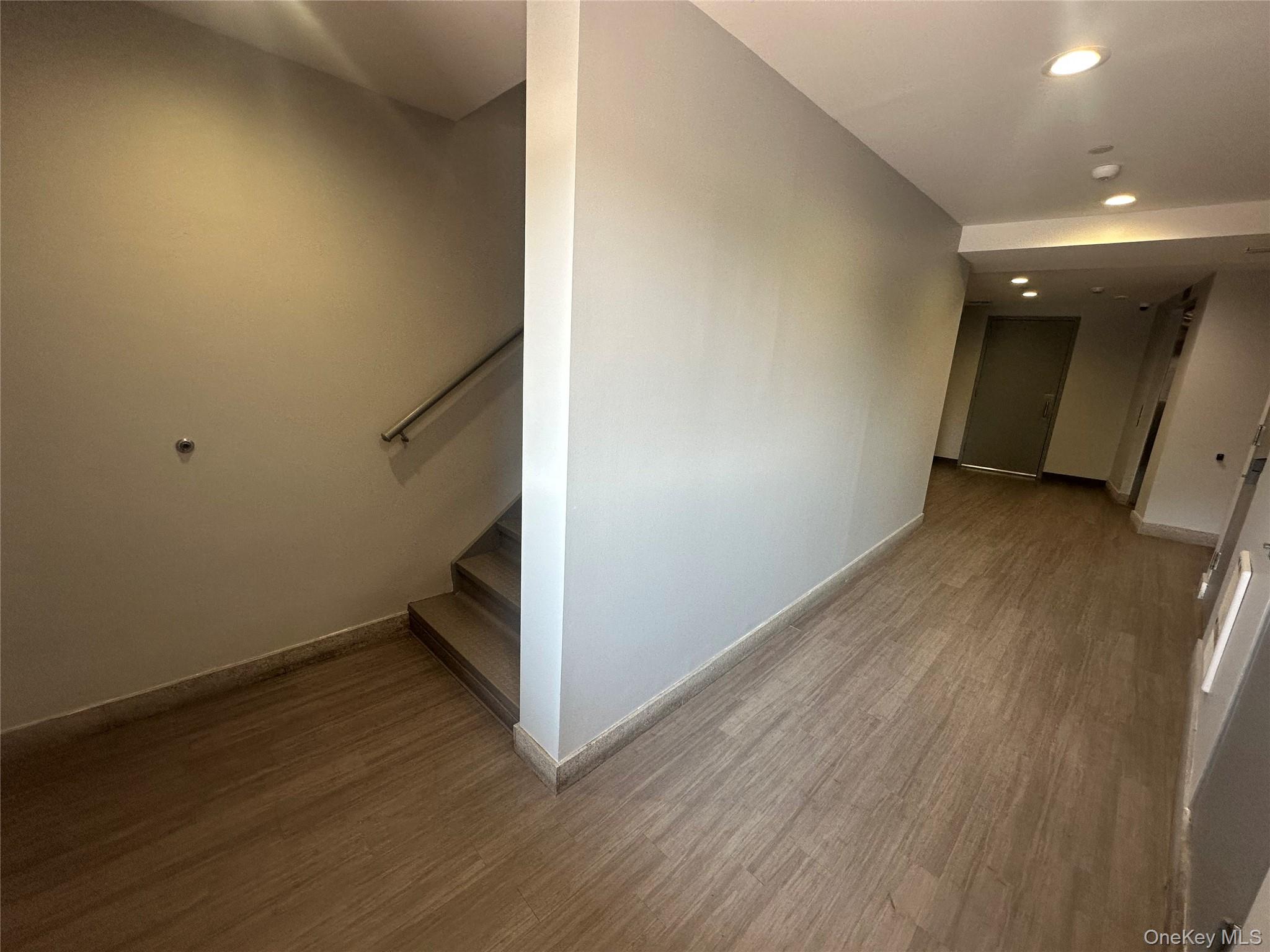 #6 photo, 111 Broadway, Lynbrook , NY 11563