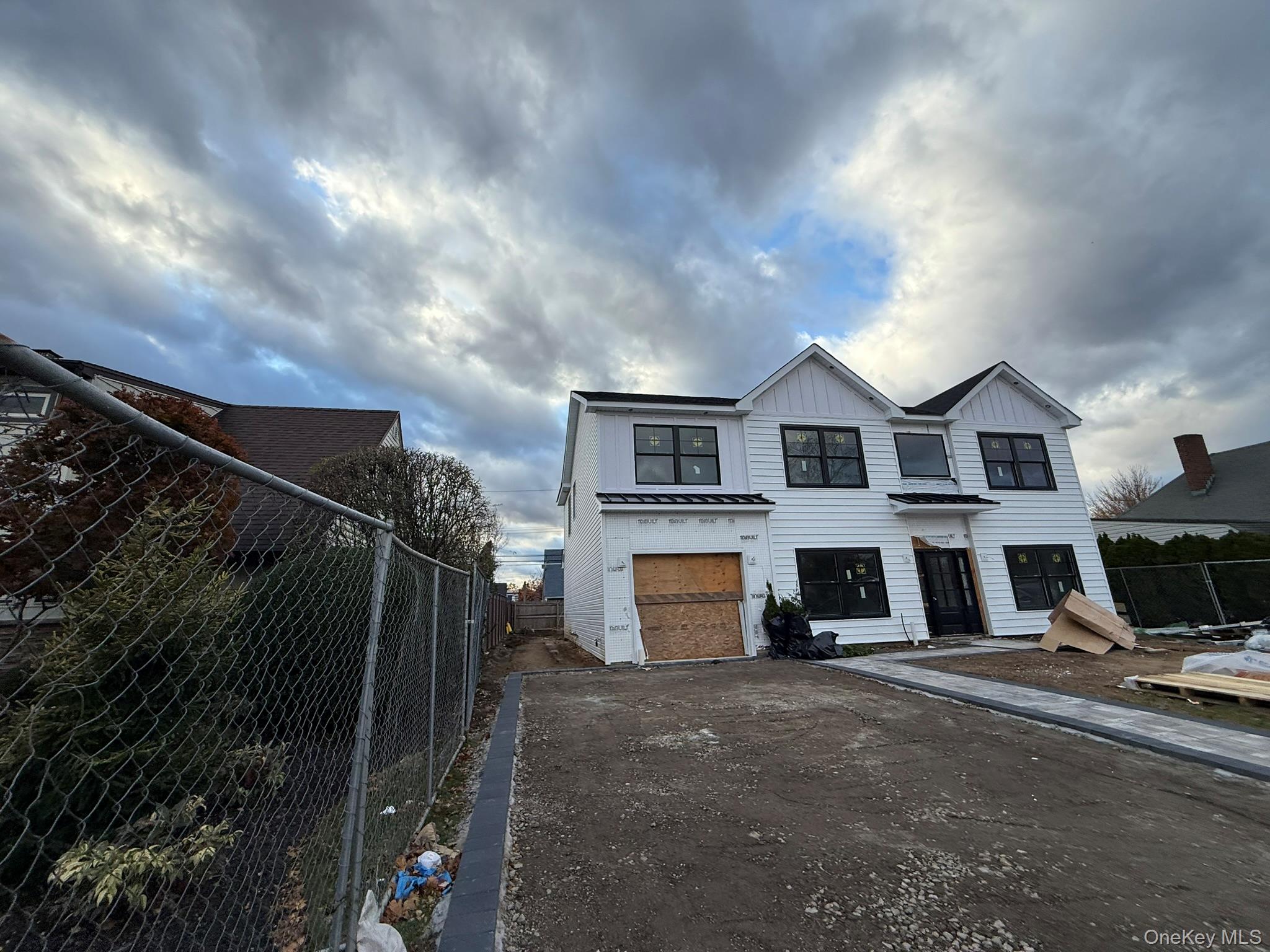 #2 photo, 12 Dahlia Lane, Wantagh , NY 11793