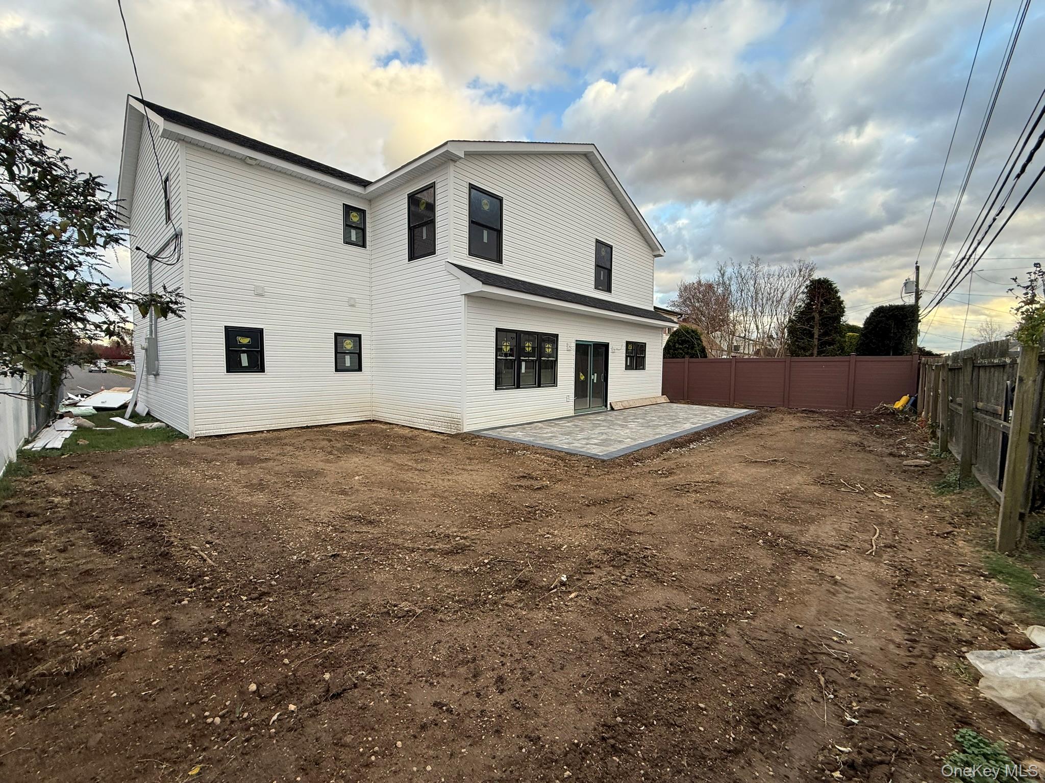 #4 photo, 12 Dahlia Lane, Wantagh , NY 11793