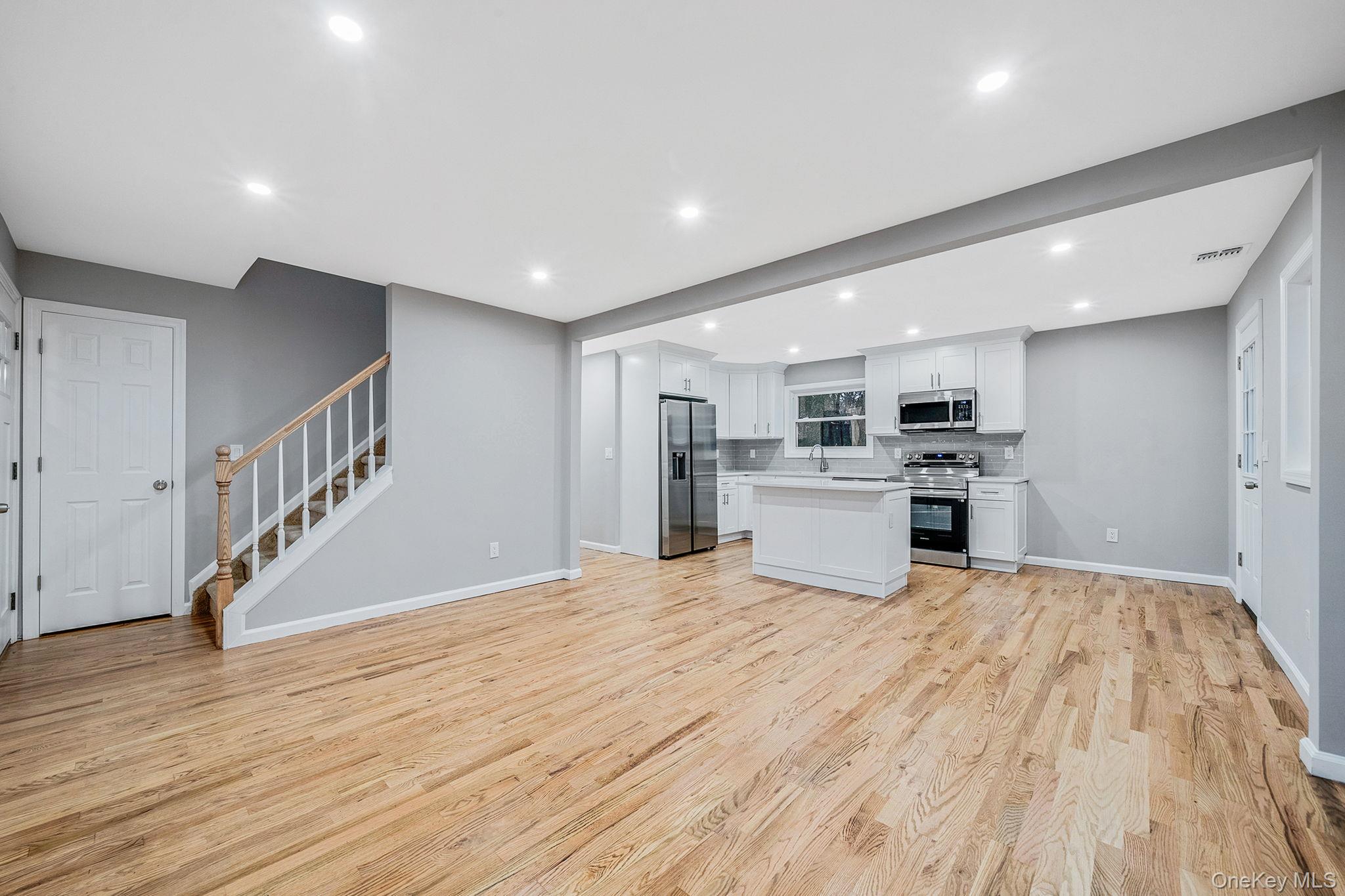 #13 photo, 34 Hilliard Avenue, Central Islip , NY 11722