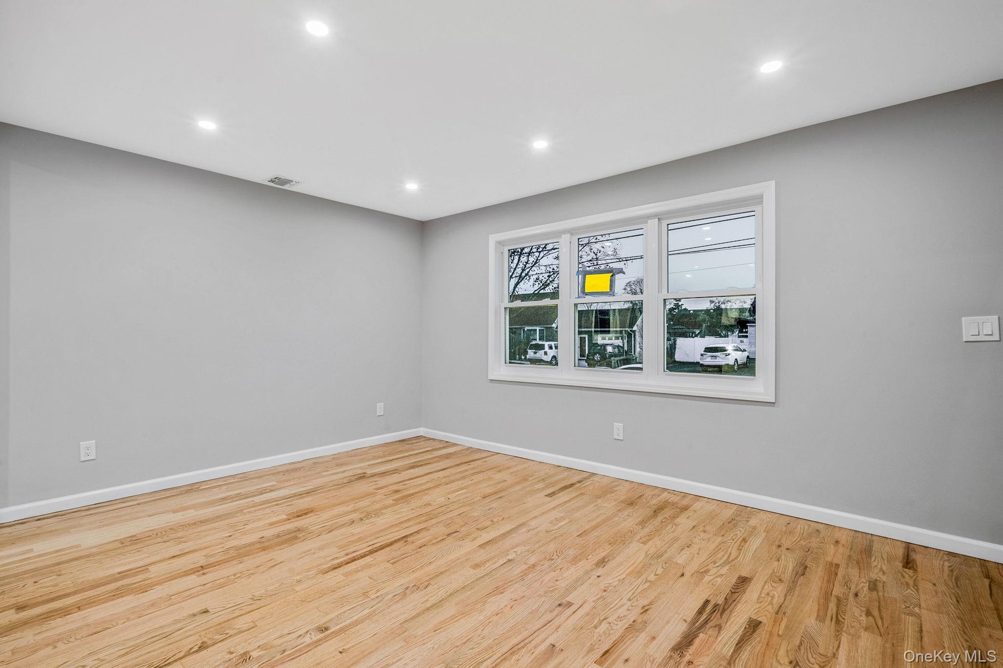 #14 photo, 34 Hilliard Avenue, Central Islip , NY 11722