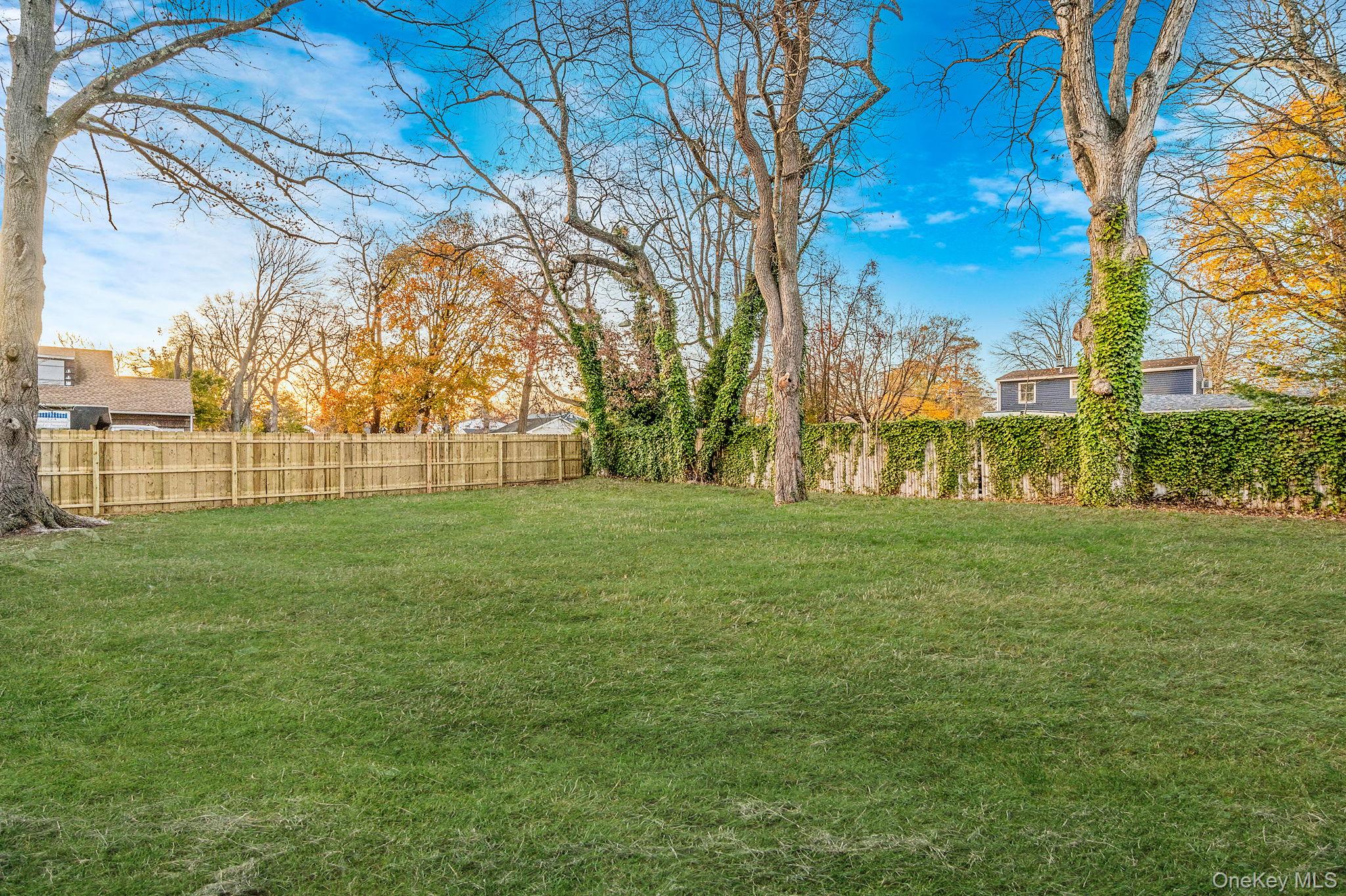 #7 photo, 34 Hilliard Avenue, Central Islip , NY 11722