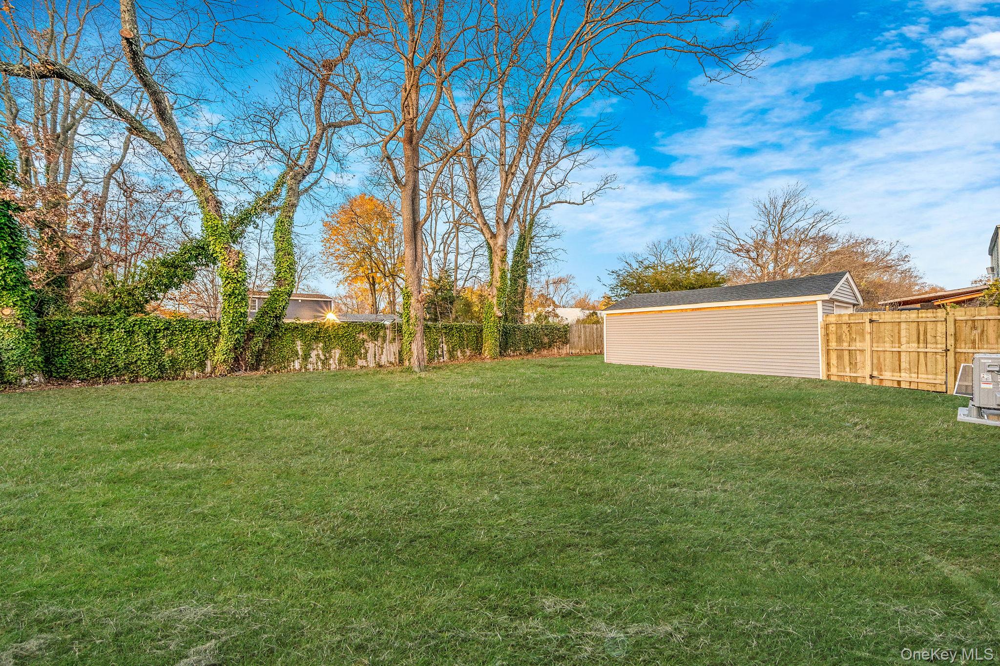 #8 photo, 34 Hilliard Avenue, Central Islip , NY 11722