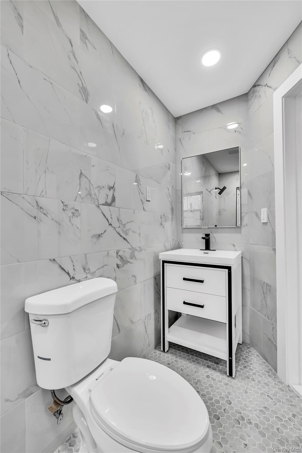 #18 photo, 9 Lewis Street, Riverhead , NY 11901