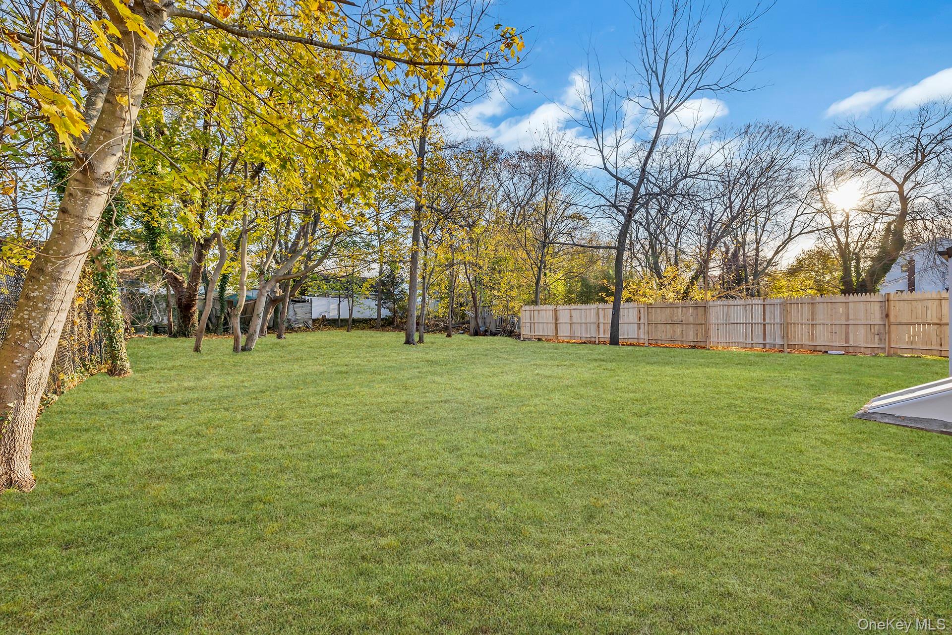 #5 photo, 9 Lewis Street, Riverhead , NY 11901