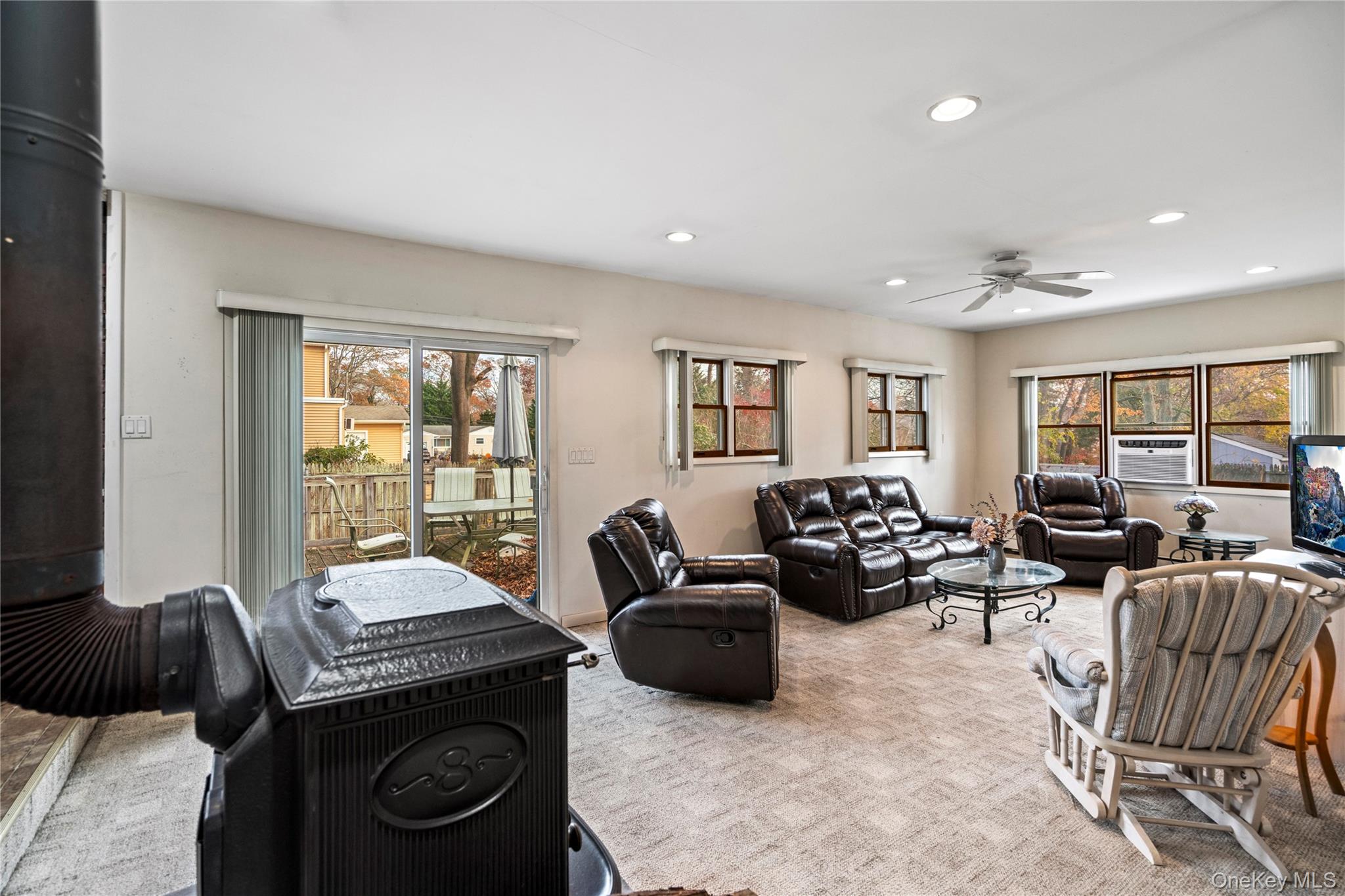 #5 photo, 161 Fordham Avenue, Medford , NY 11763