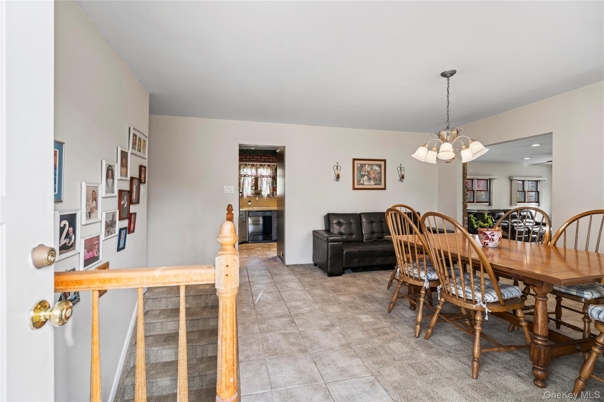 #9 photo, 161 Fordham Avenue, Medford , NY 11763