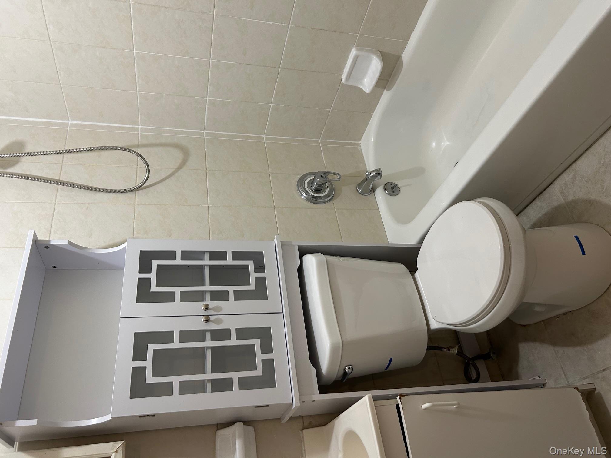 #6 photo, 14519 220th Street, Springfield Gardens , NY 11413