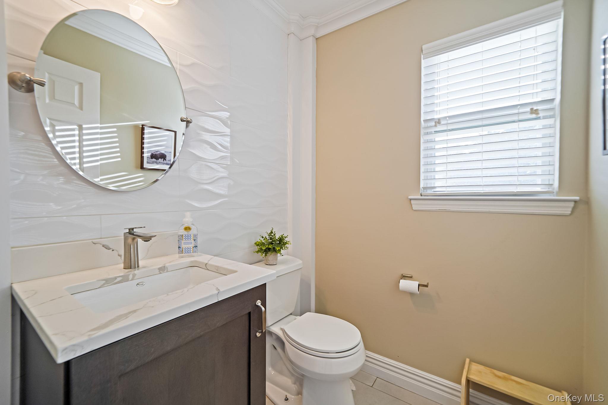 #10 photo, 42 Quintuck Lane, East Islip , NY 11730