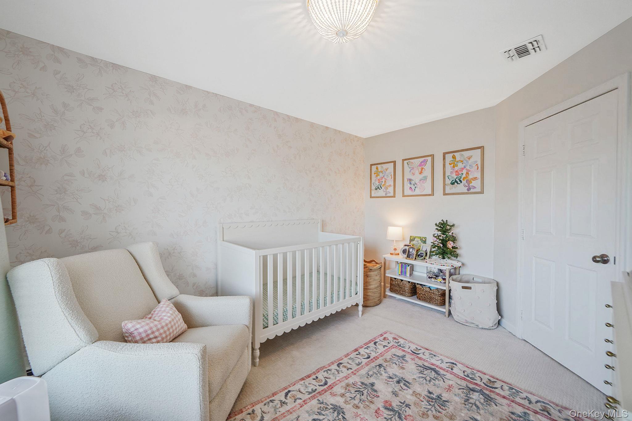 #18 photo, 42 Quintuck Lane, East Islip , NY 11730