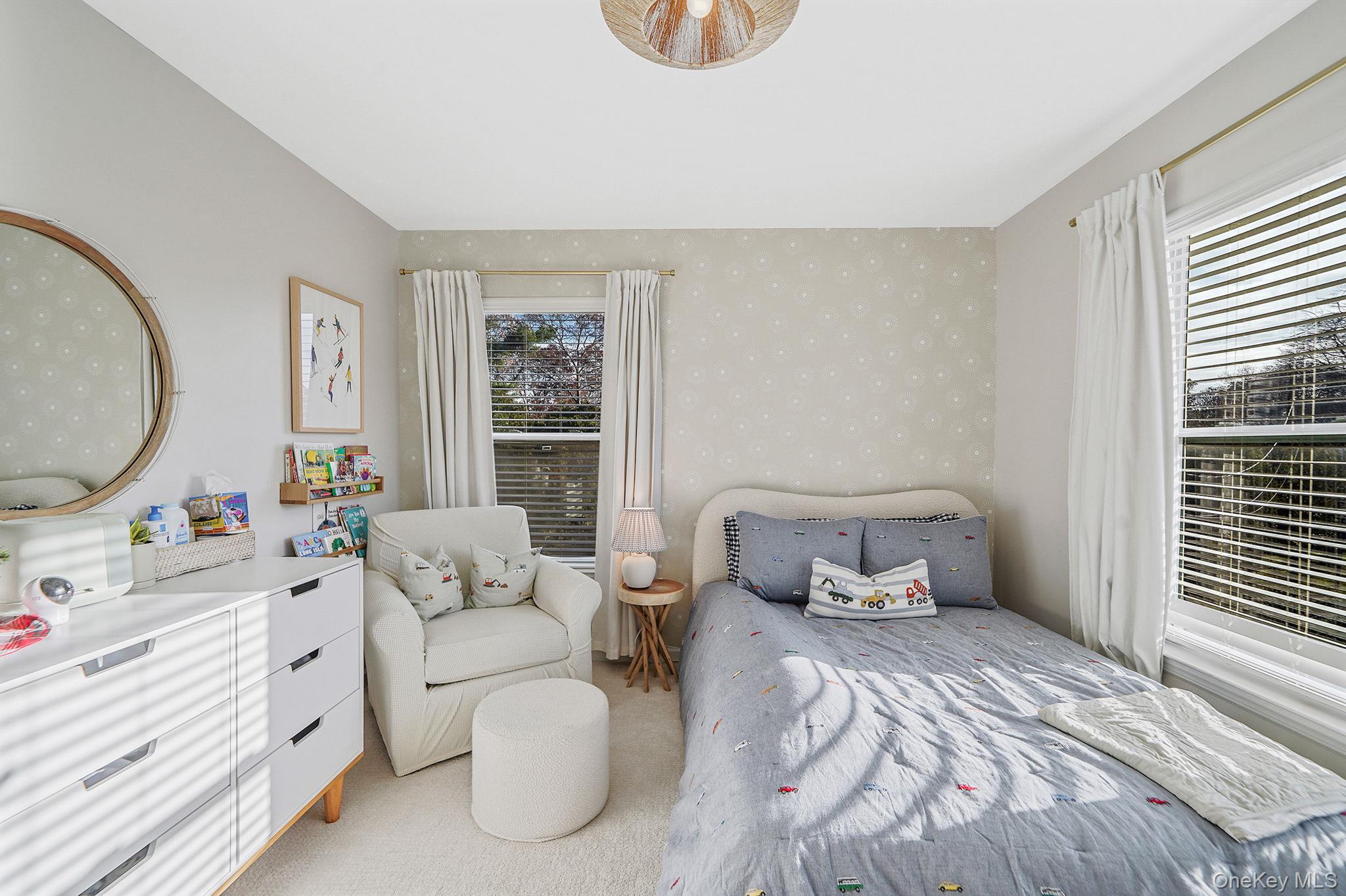 #19 photo, 42 Quintuck Lane, East Islip , NY 11730