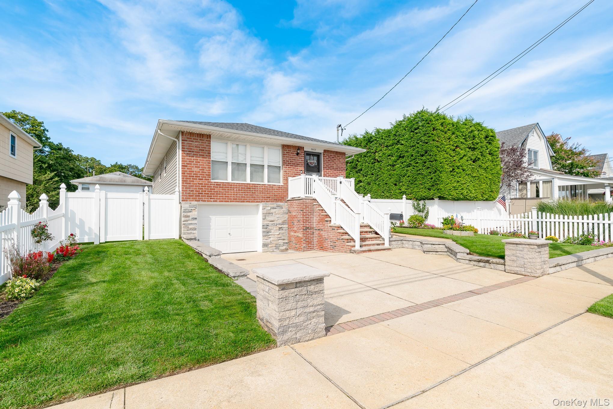 #3 photo, 3663 Roanoke Street, Seaford , NY 11783