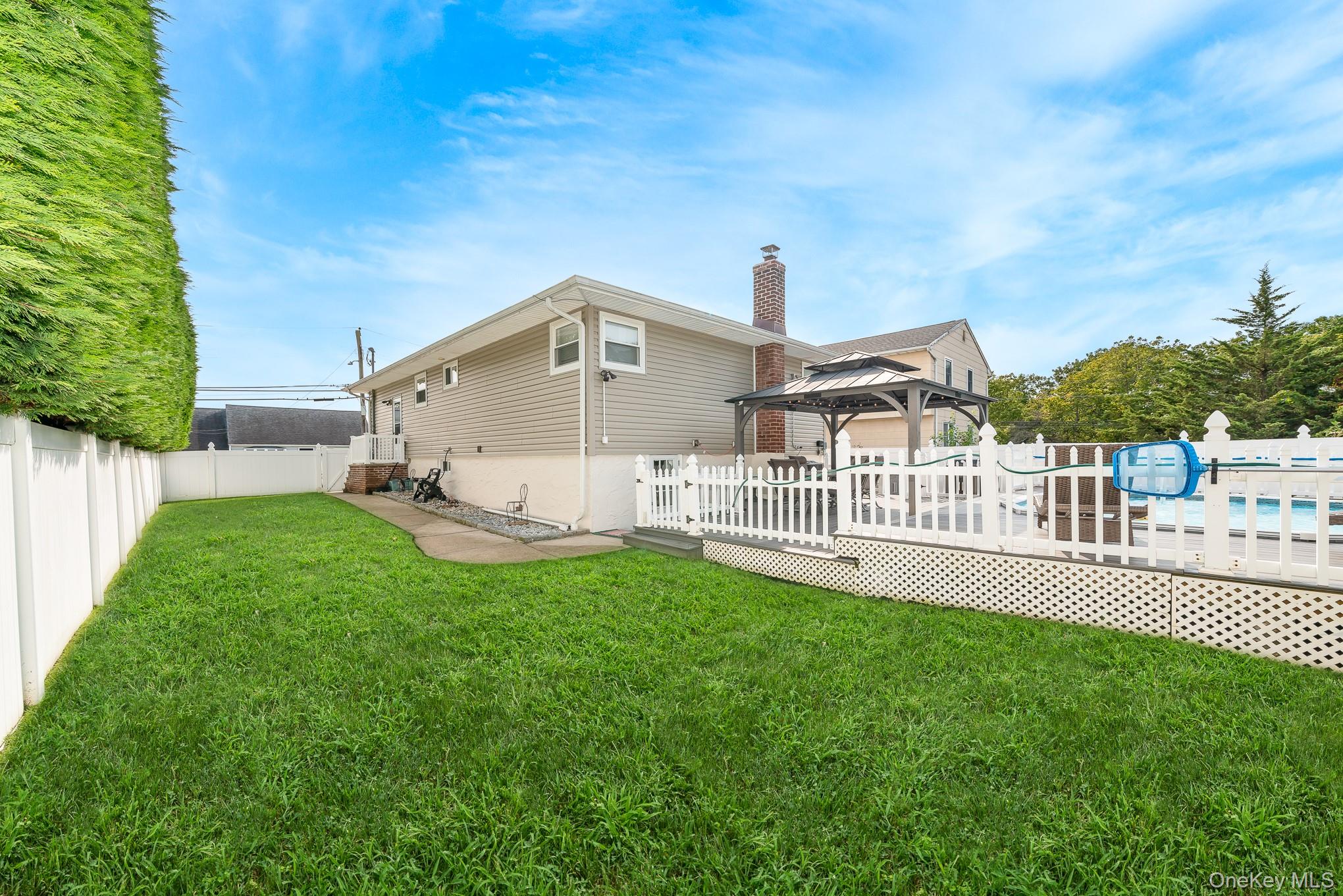 #4 photo, 3663 Roanoke Street, Seaford , NY 11783