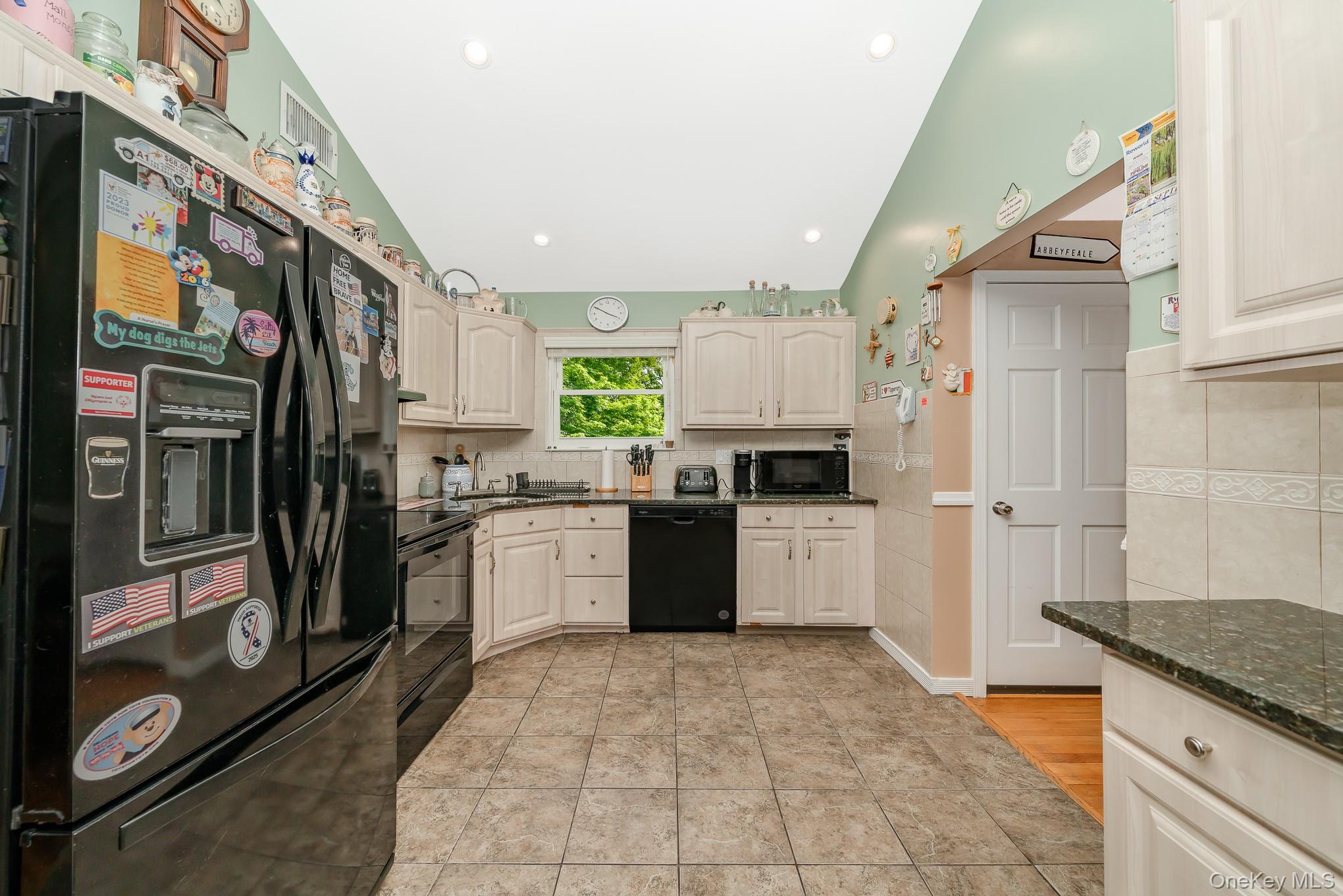 #9 photo, 3663 Roanoke Street, Seaford , NY 11783