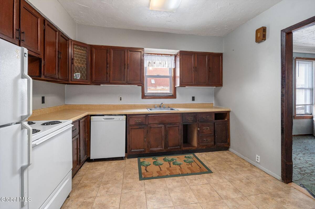 #13 photo, 7 Smith Street, Gloversville , NY 12078