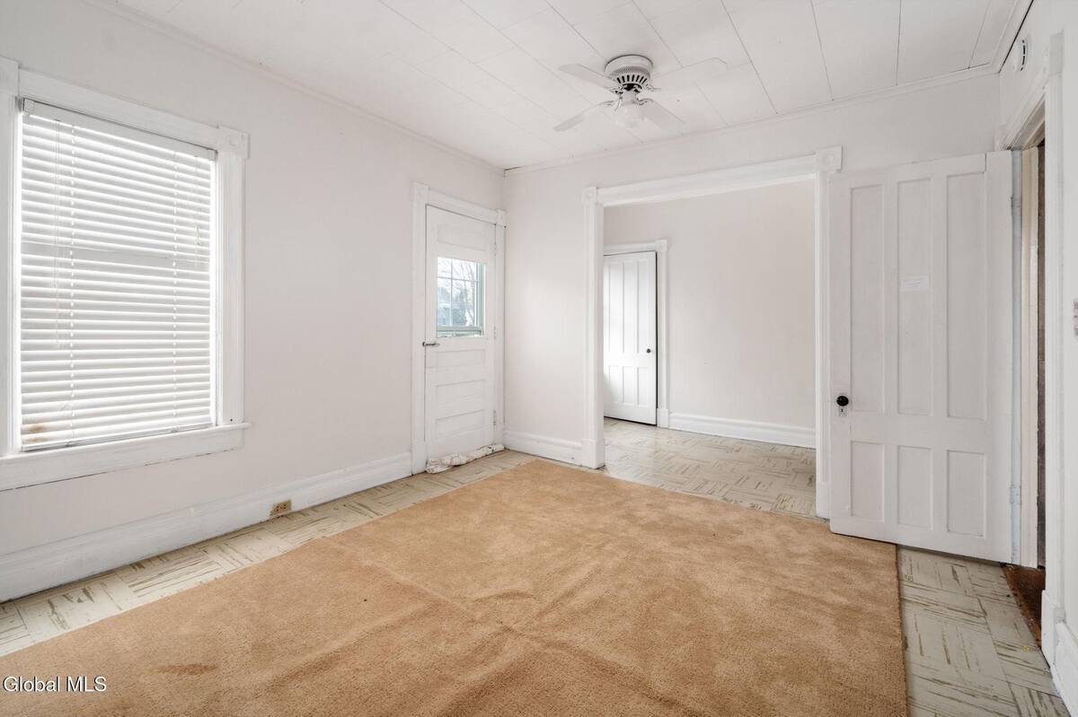 #26 photo, 7 Smith Street, Gloversville , NY 12078