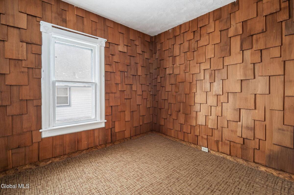 #32 photo, 7 Smith Street, Gloversville , NY 12078