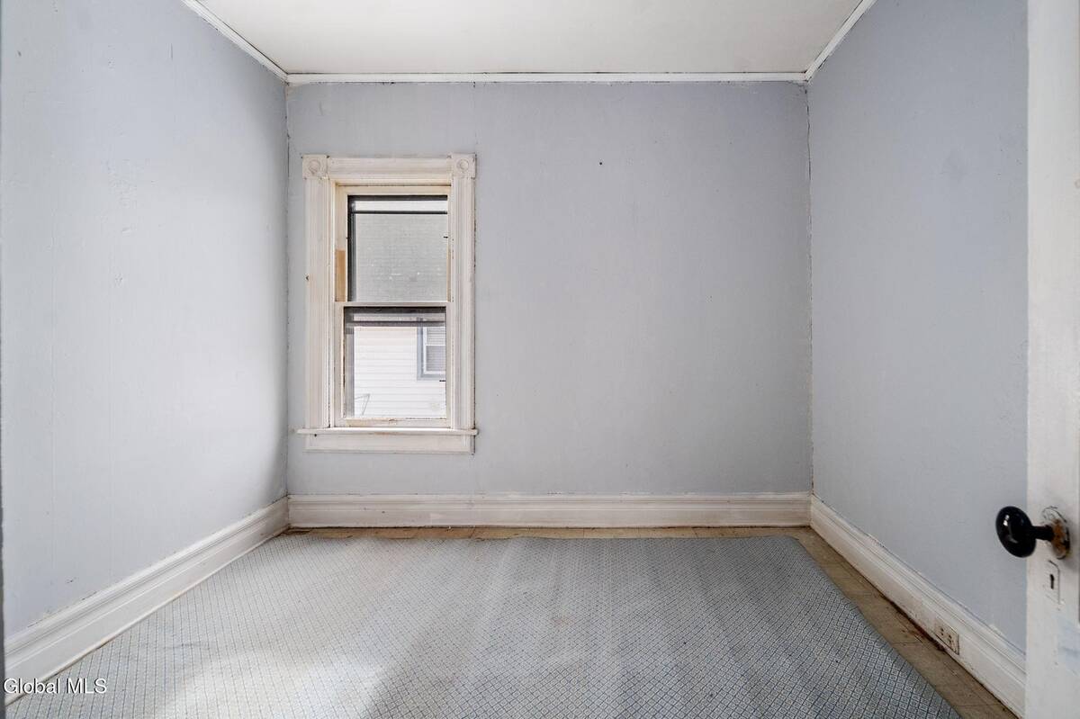 #34 photo, 7 Smith Street, Gloversville , NY 12078