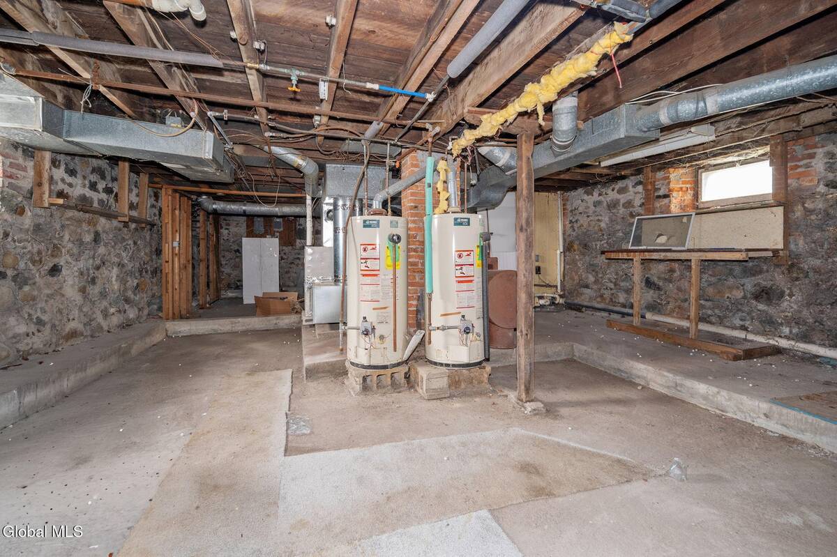 #37 photo, 7 Smith Street, Gloversville , NY 12078