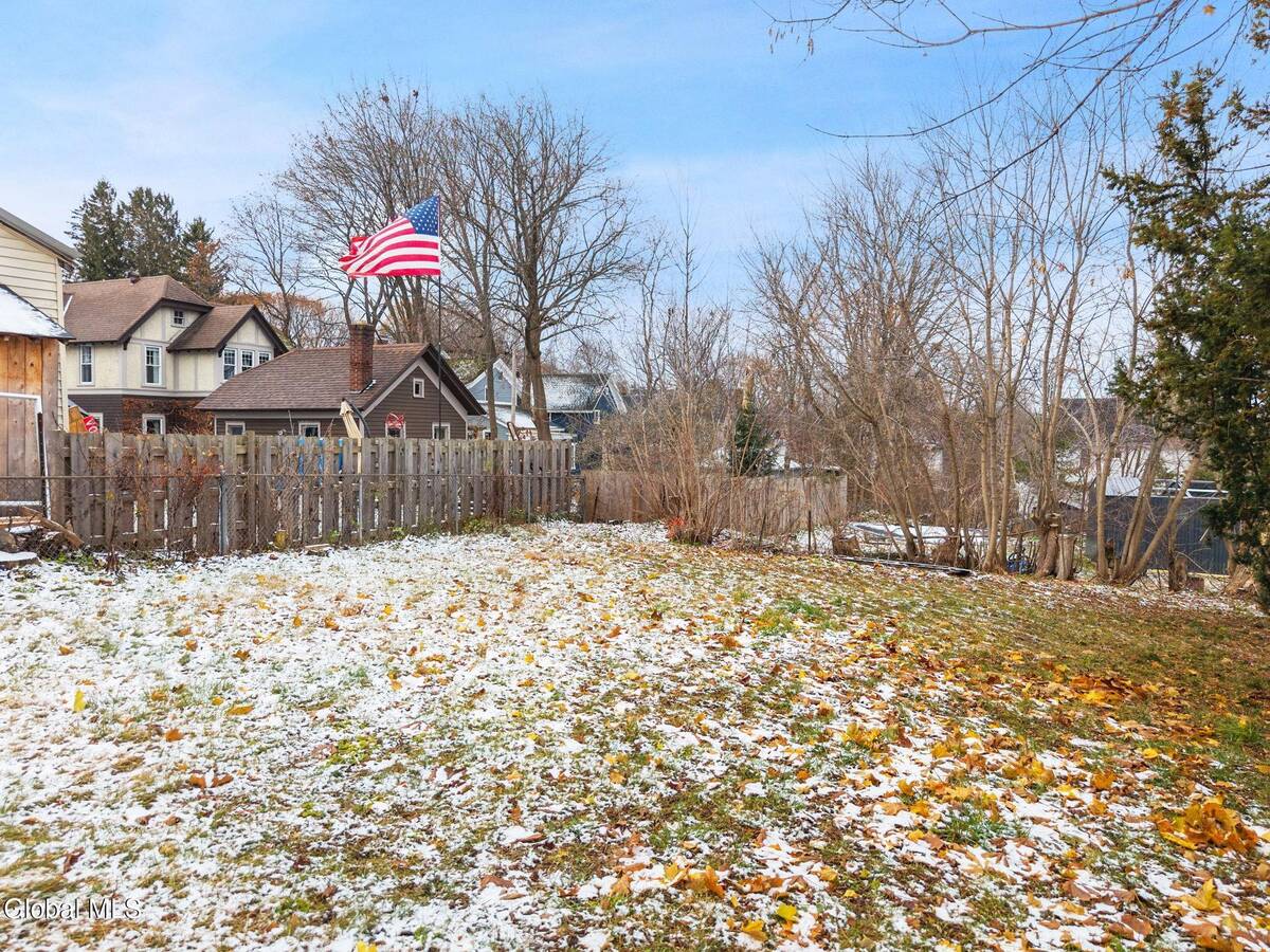 #41 photo, 7 Smith Street, Gloversville , NY 12078