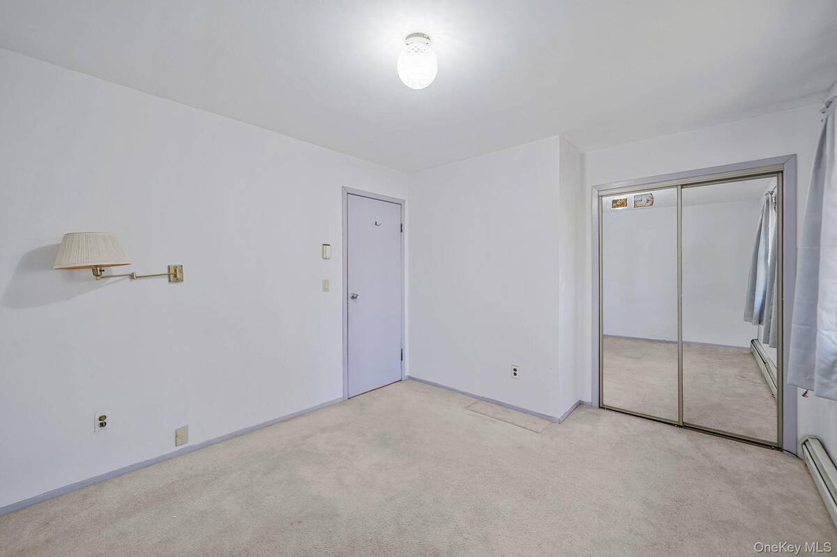 #15 photo, 24 E 6th Street, Patchogue , NY 11772