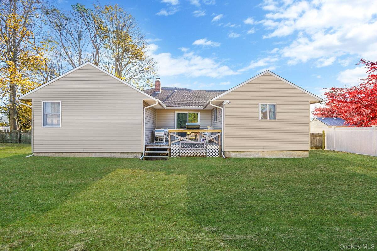 #24 photo, 24 E 6th Street, Patchogue , NY 11772