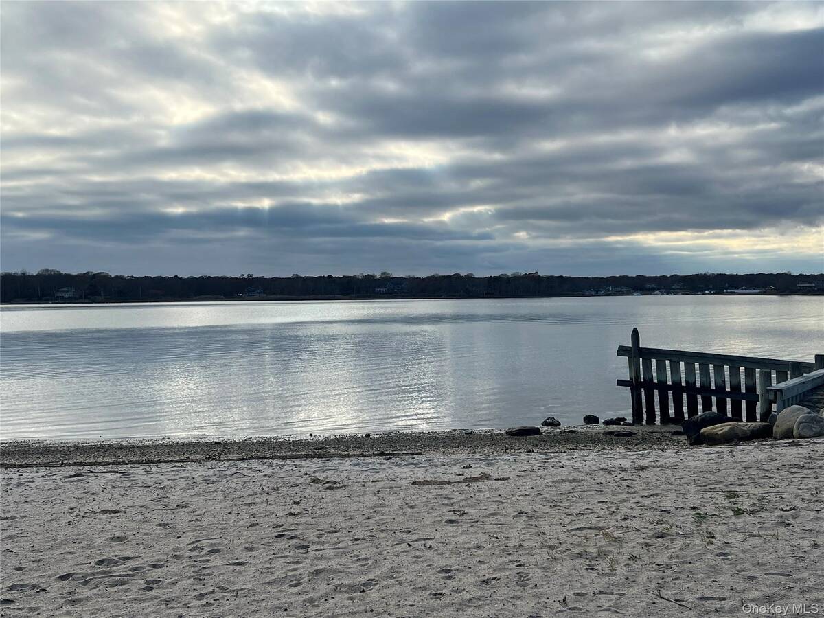 #21 photo, 48 Crystal Beach Boulevard, Moriches , NY 11955