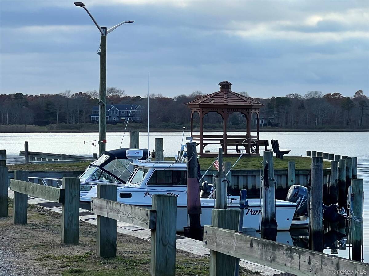 #24 photo, 48 Crystal Beach Boulevard, Moriches , NY 11955