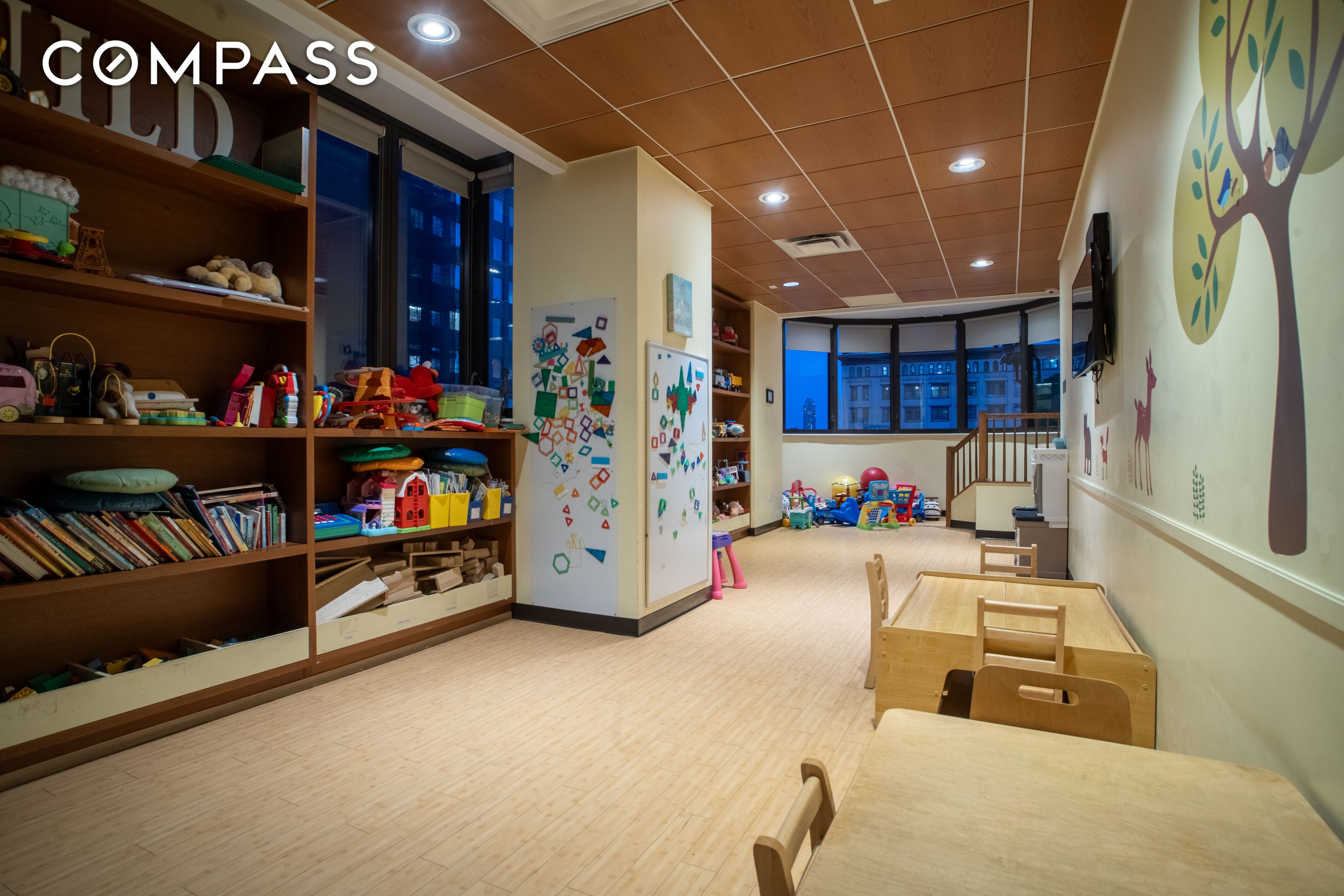 #18 photo, 330 E 38th Street, ম্যানহাটন Murray Hill , NY 10016