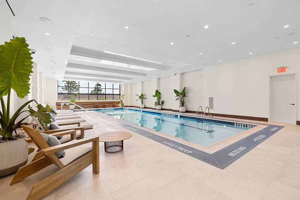 #11 photo, Brooklyn, Greenpoint , NY 11222