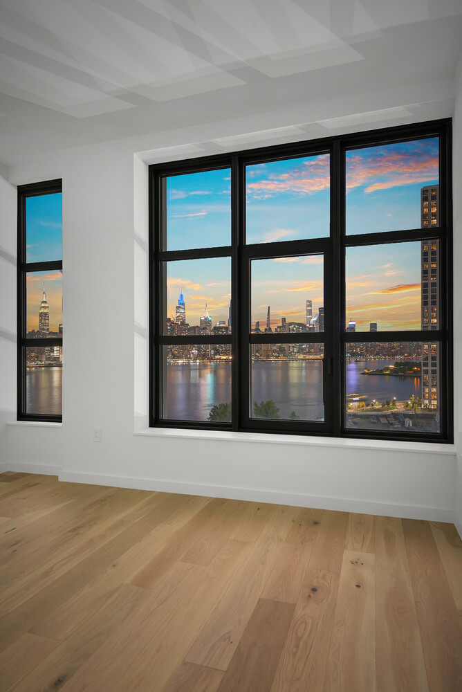 #13 photo, Brooklyn, Greenpoint , NY 11222