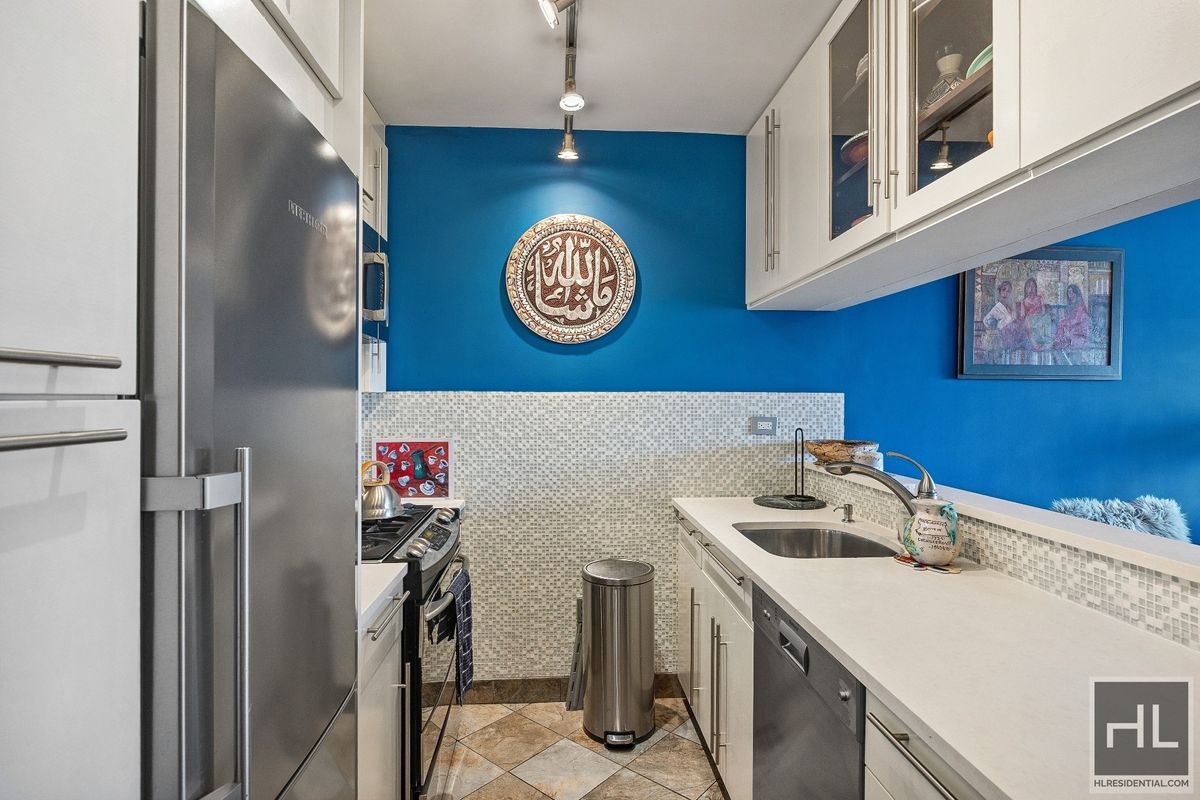 #5 photo, 157 E 32nd Street, Murray Hill , NY 10016