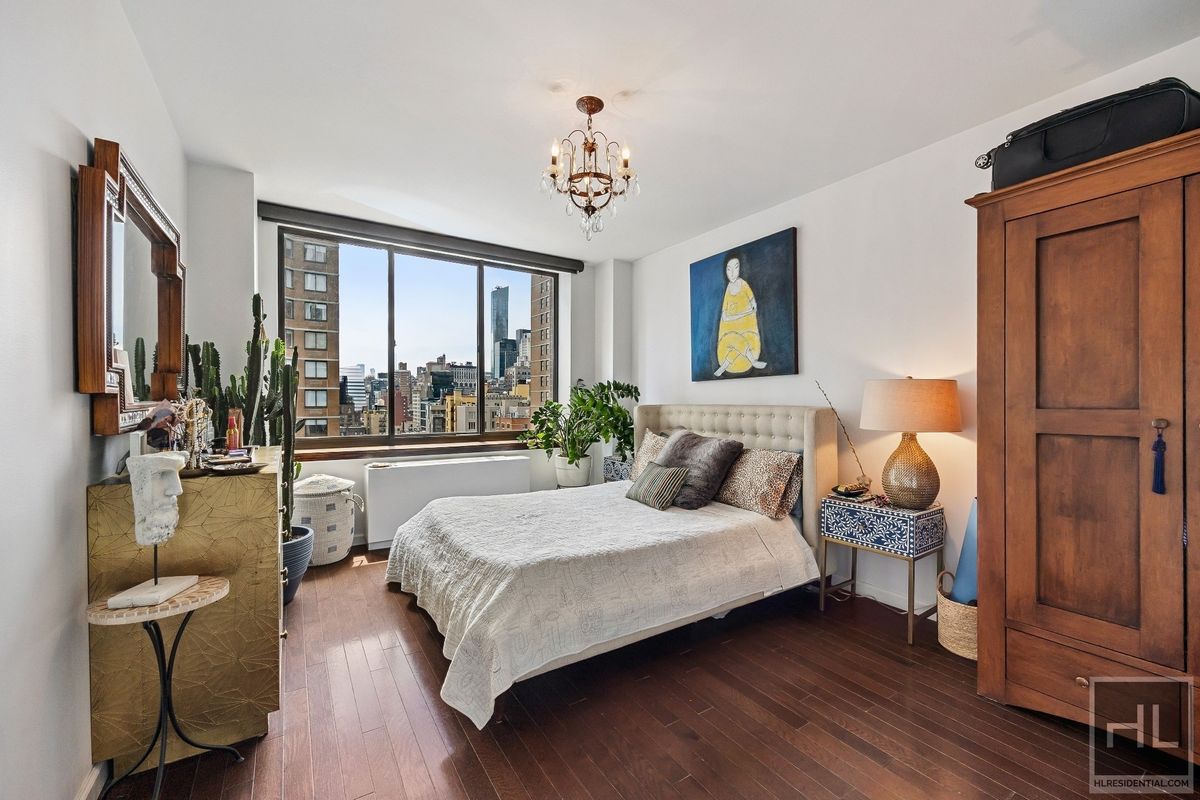 #7 photo, 157 E 32nd Street, Murray Hill , NY 10016