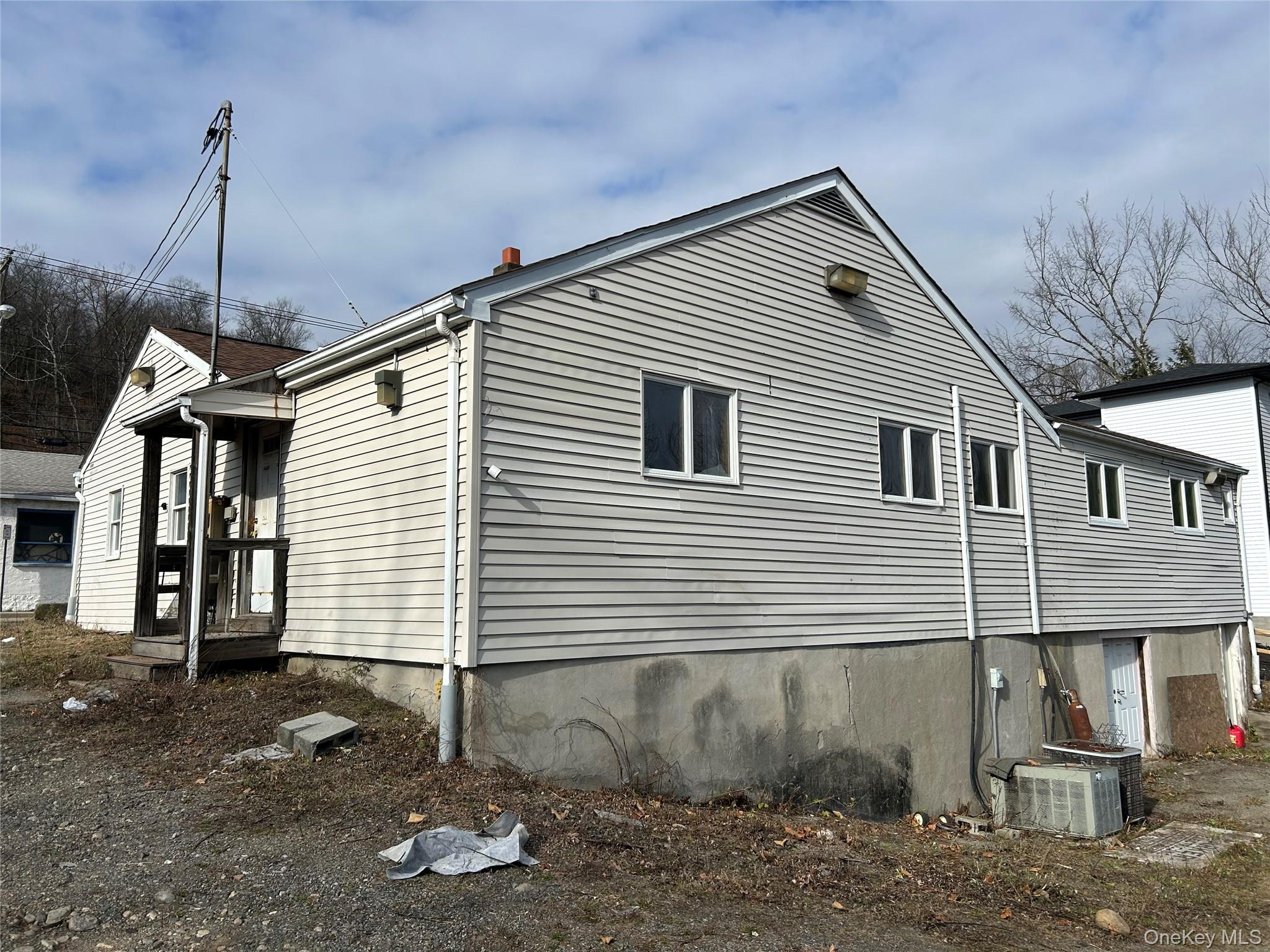 #19 photo, 264 Orange Turnpike, Sloatsburg , NY 10974