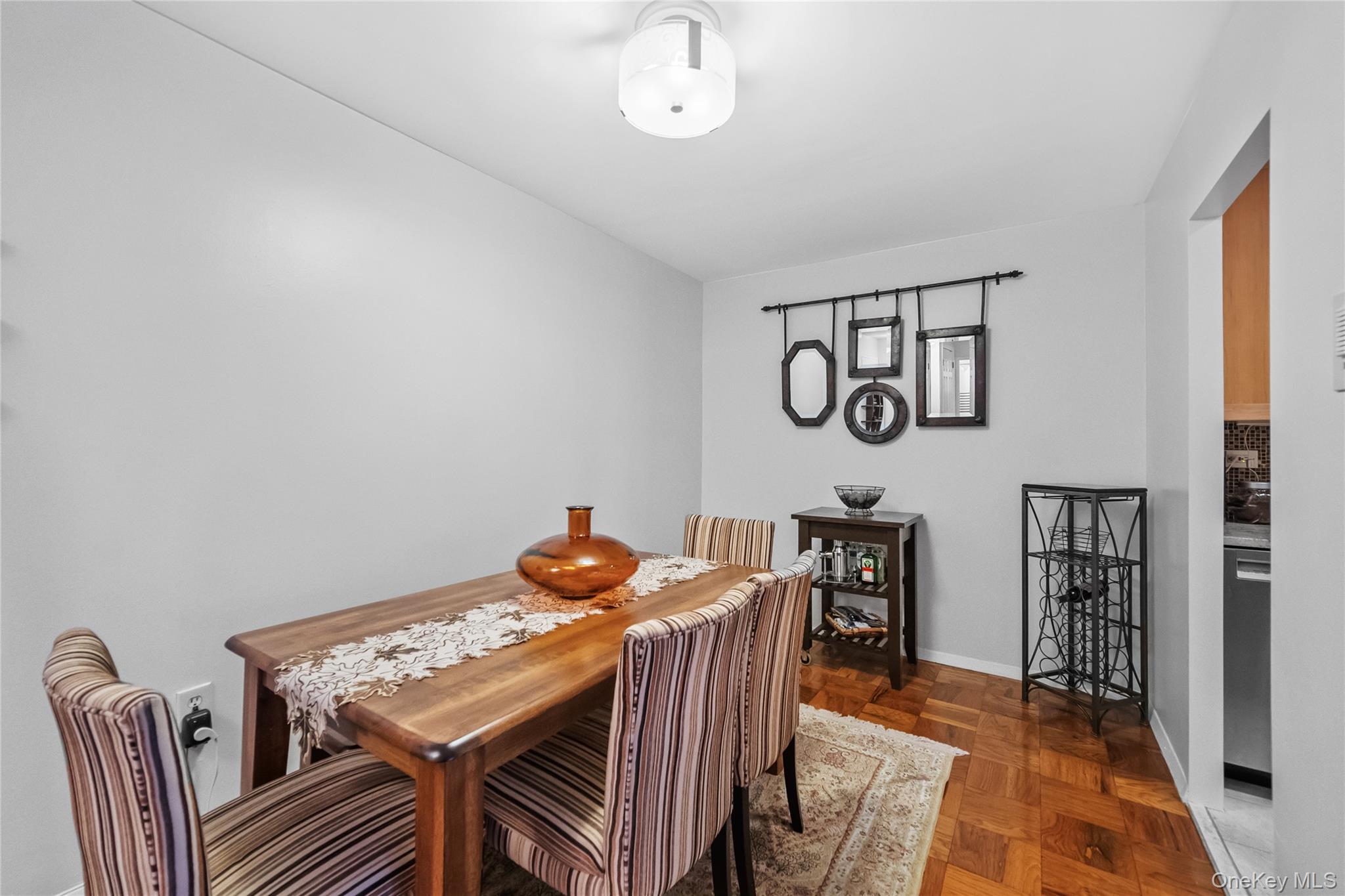 #4 photo, 100 E Hartsdale Avenue, Hartsdale , NY 10530