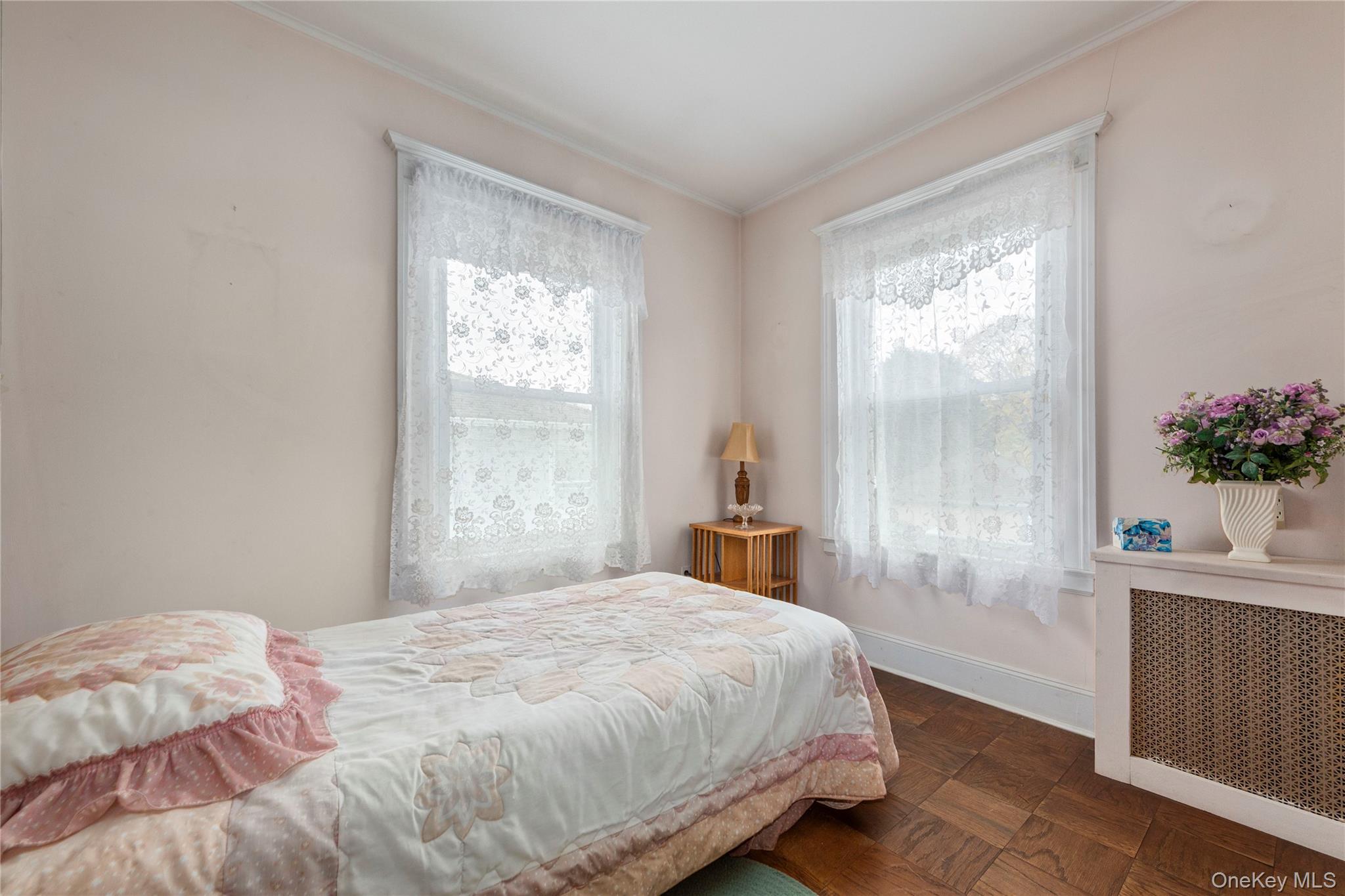 #12 photo, 806 Clintonville Street, Whitestone , NY 11357