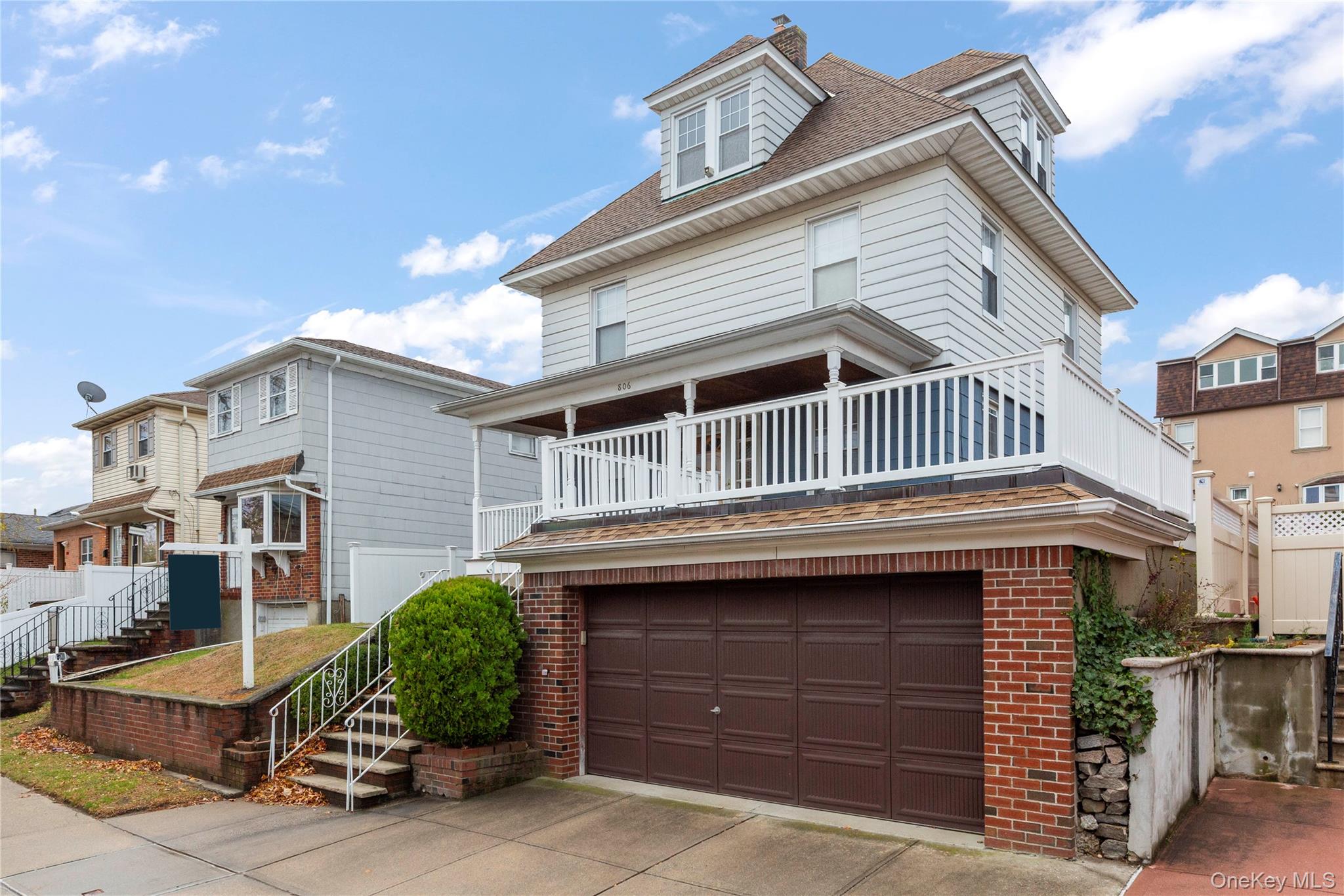 #2 photo, 806 Clintonville Street, Whitestone , NY 11357