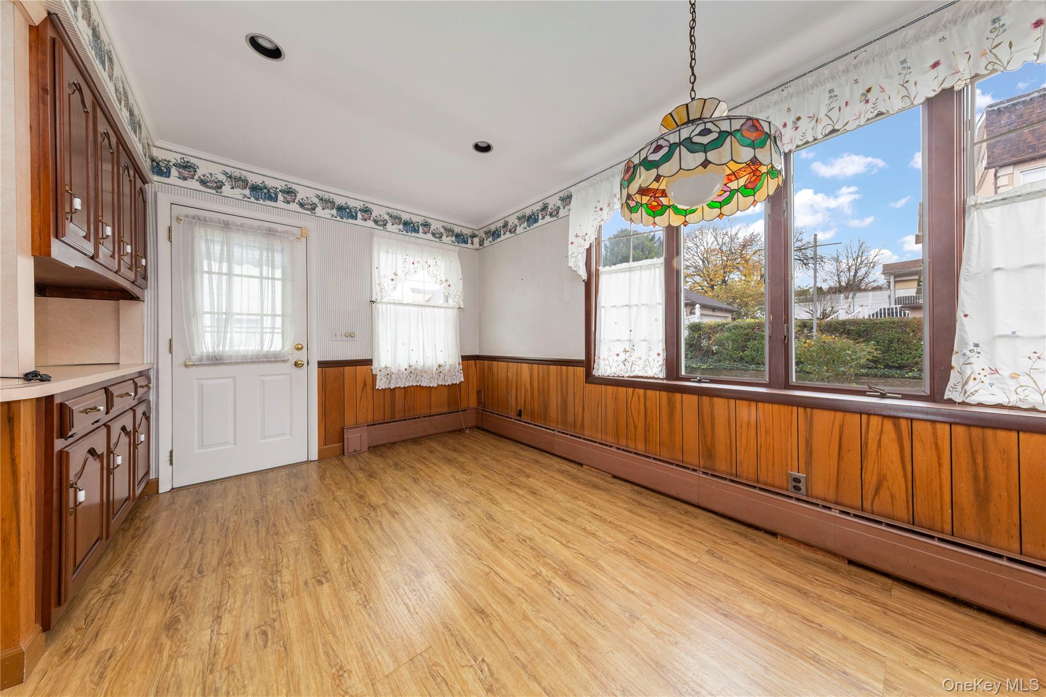 #9 photo, 806 Clintonville Street, Whitestone , NY 11357