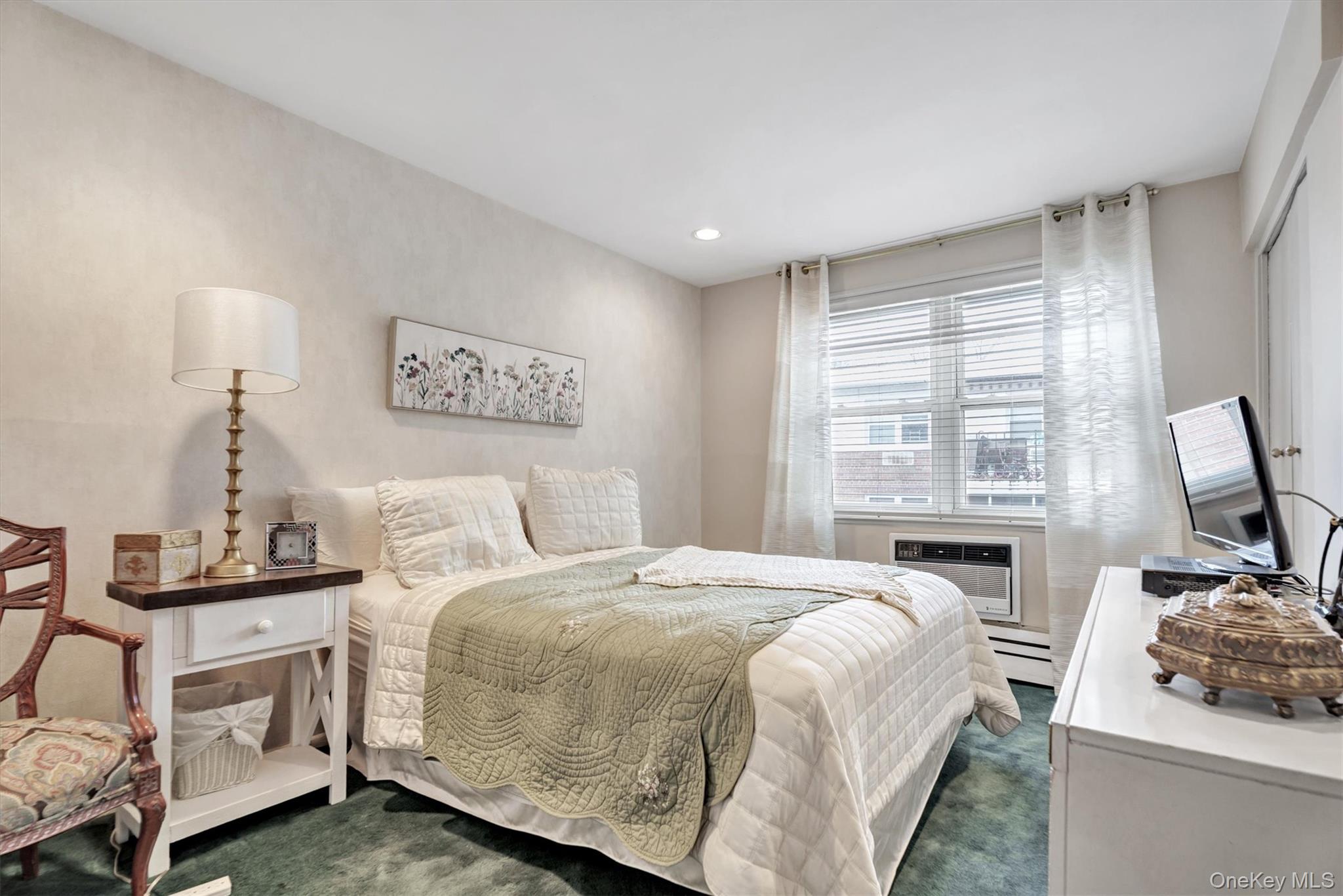 #14 photo, 200 S Middle Neck Road, Great Neck , NY 11021