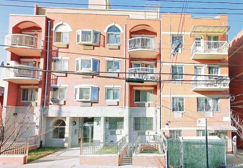 #1 photo, 112-31 38 Avenue, Corona , NY 11368