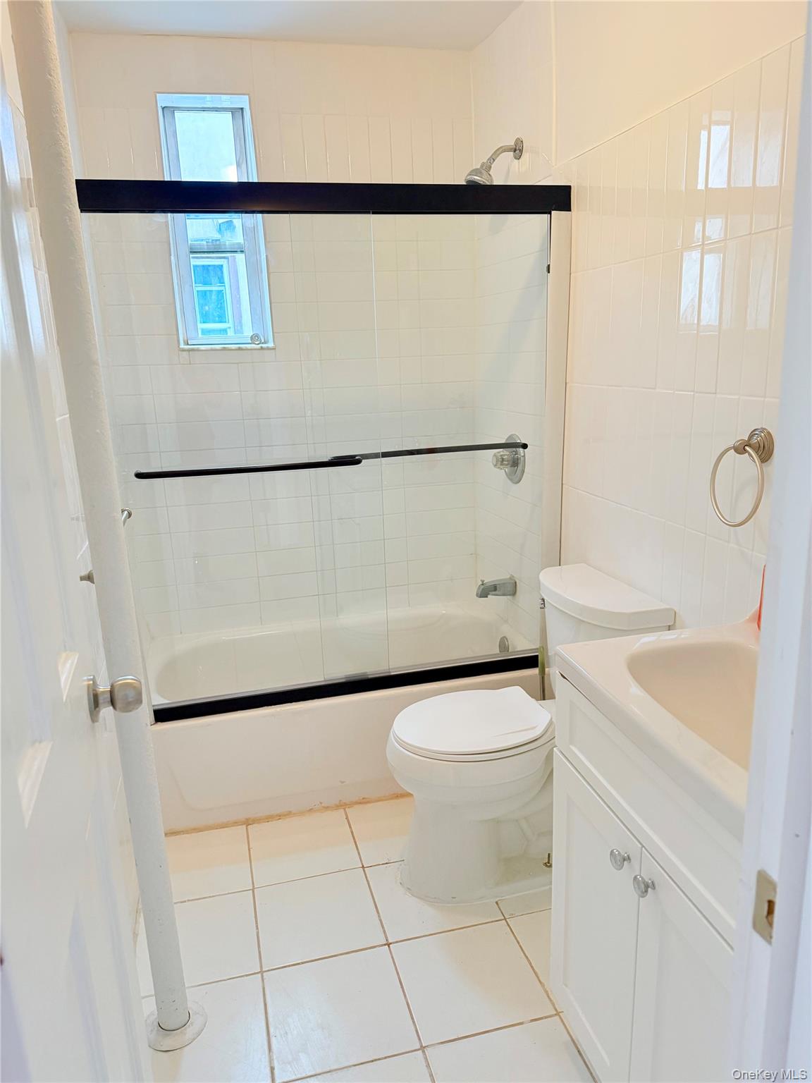 #8 photo, 135 Sheridan Avenue, Brooklyn , NY 11208