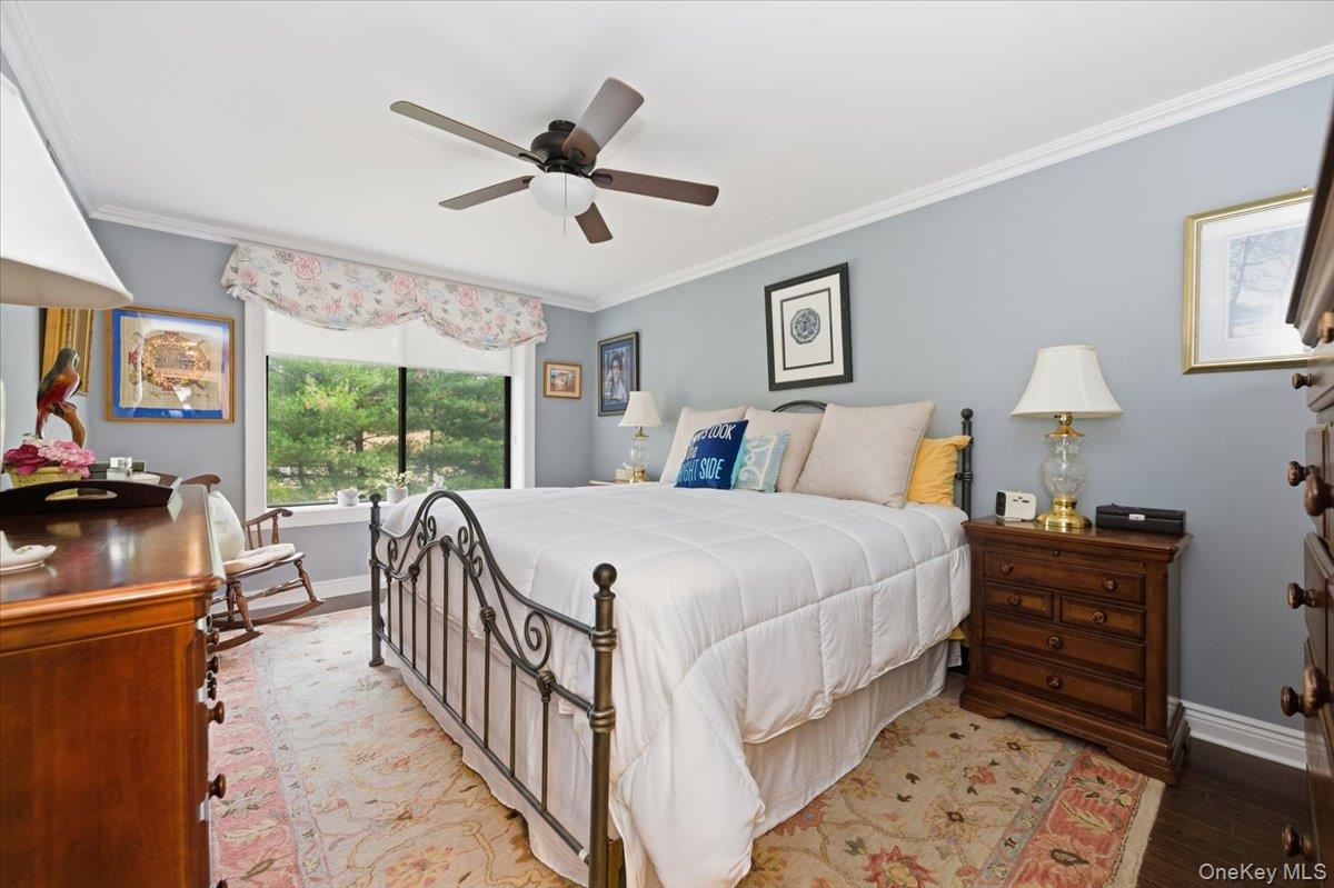 #14 photo, 99 S Park Avenue, Rockville Centre , NY 11570