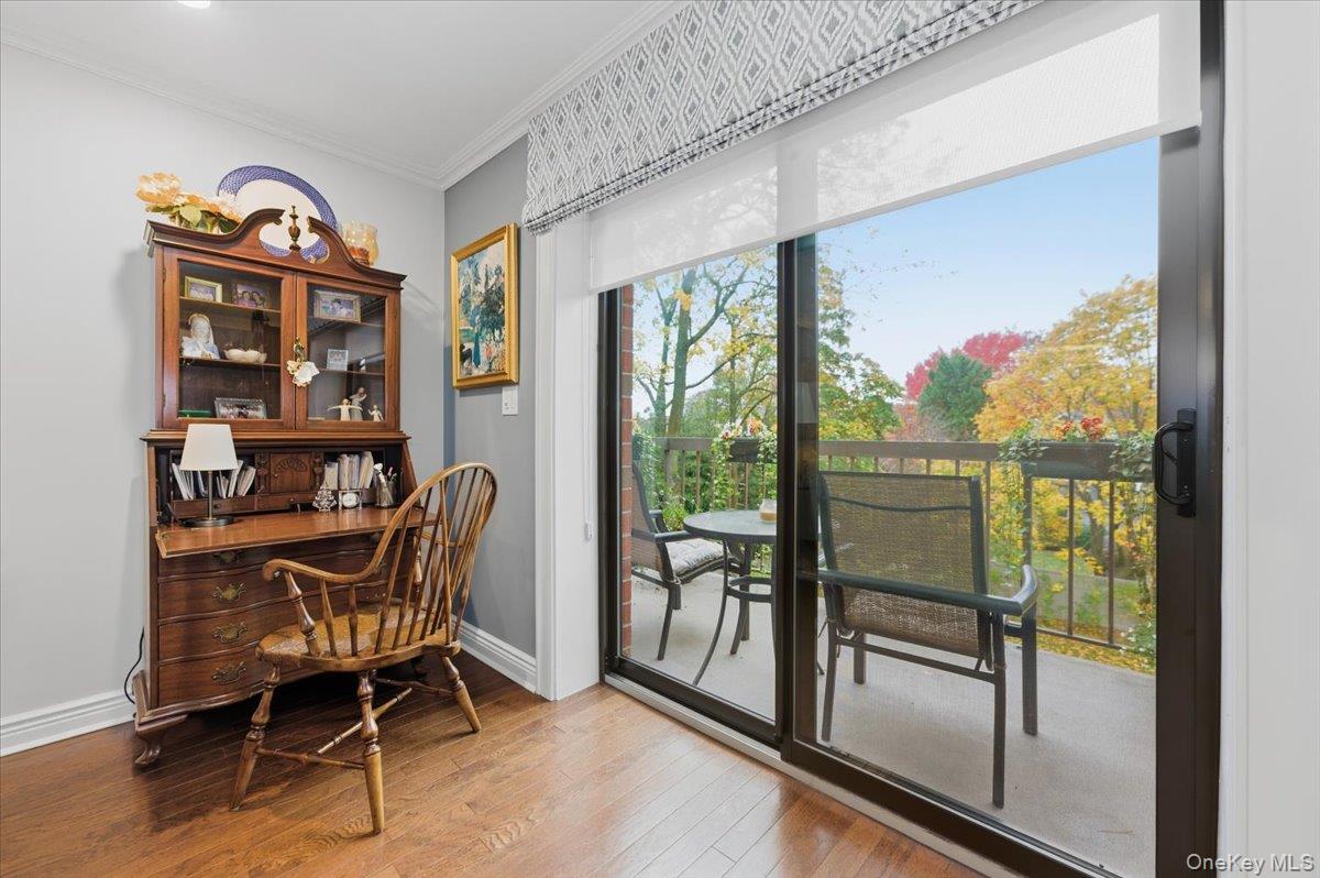 #8 photo, 99 S Park Avenue, Rockville Centre , NY 11570