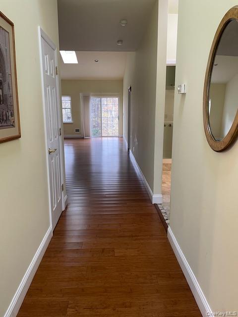 #4 photo, 6 Oyster Cove Lane, Blue Point , NY 11715