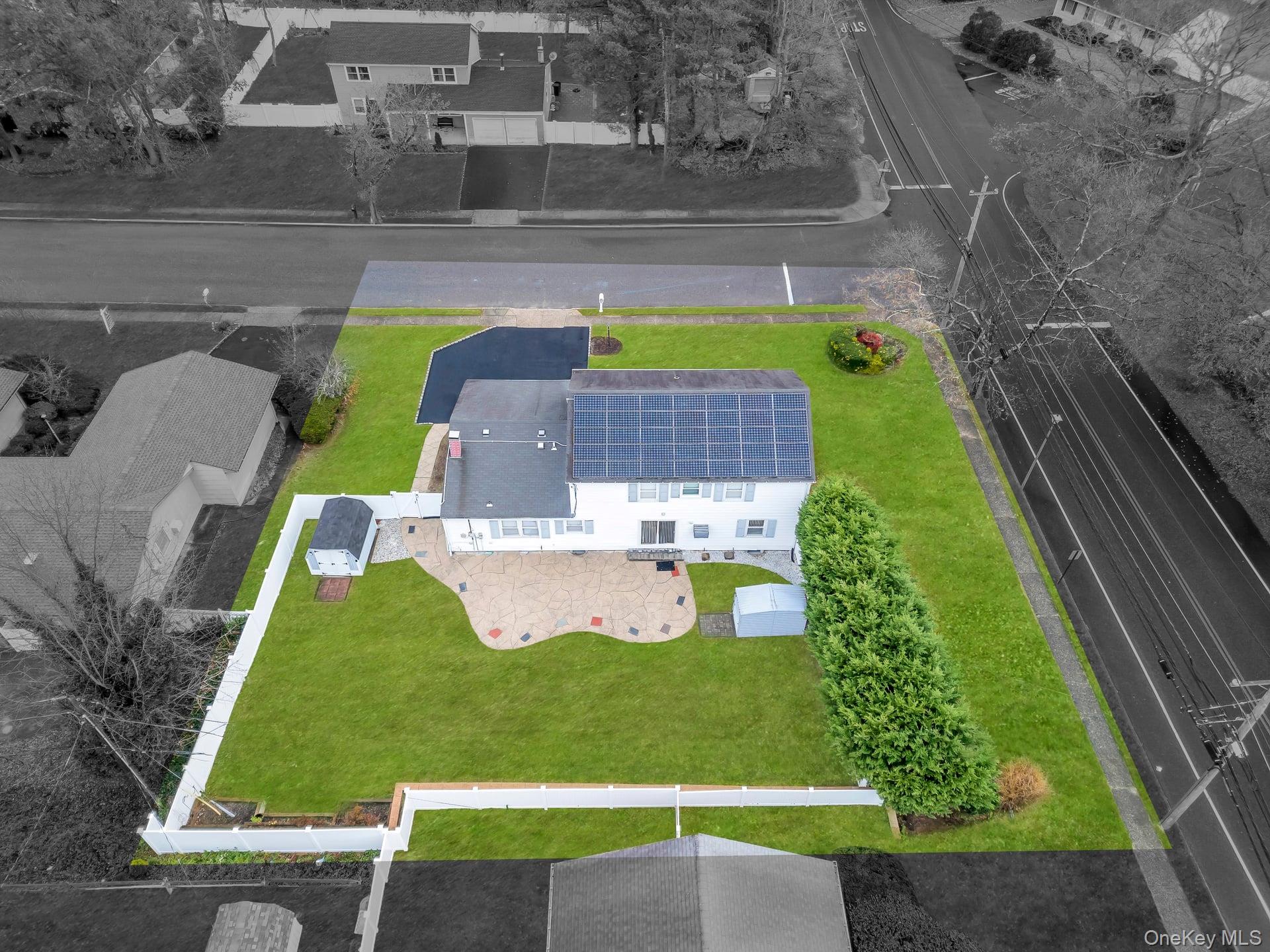 #5 photo, 2 Tulip Grove Drive, Lake Grove , NY 11755