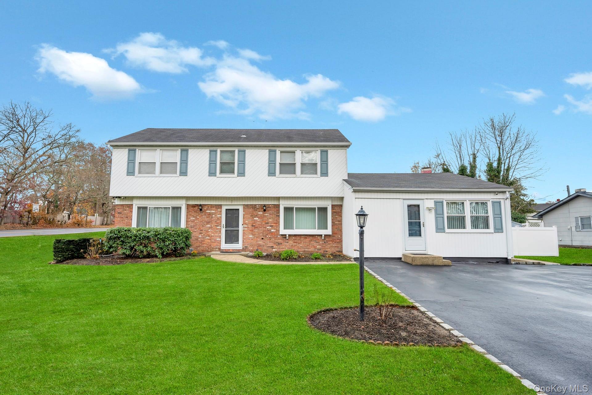 #6 photo, 2 Tulip Grove Drive, Lake Grove , NY 11755