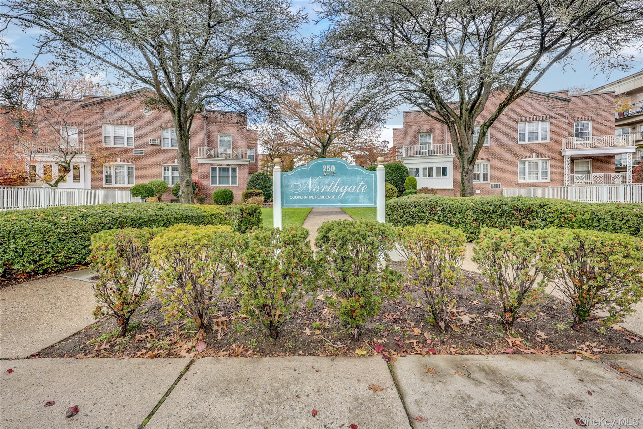 #1 photo, 250 Central Avenue, Lawrence , NY 11559