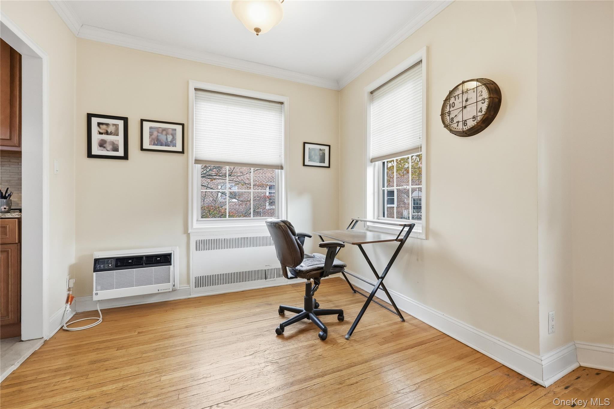 #10 photo, 250 Central Avenue, Lawrence , NY 11559